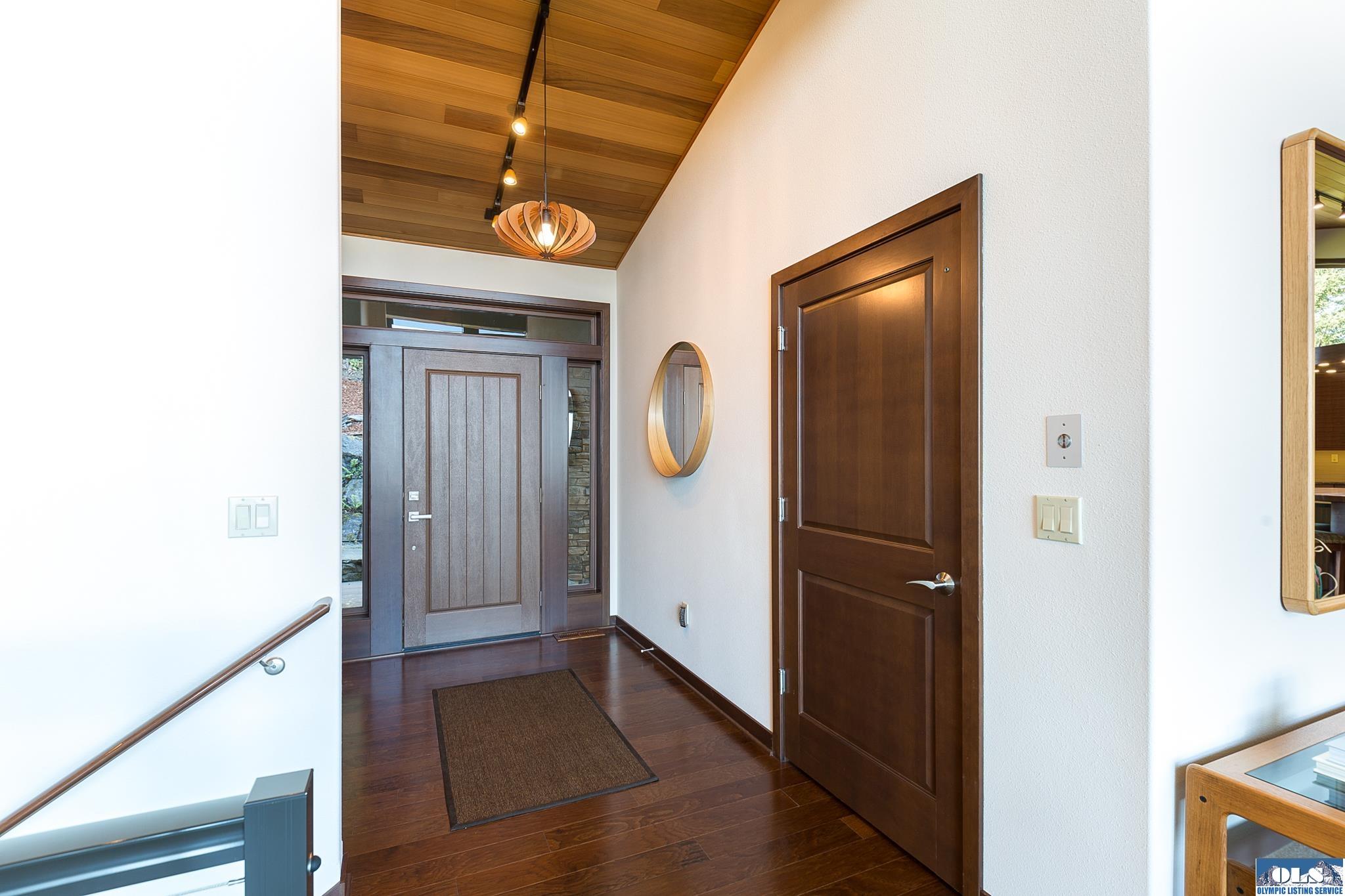 Sequim, Washington, 98382, United States, 3 Bedrooms Bedrooms, ,3 BathroomsBathrooms,Residential,Active,2041348