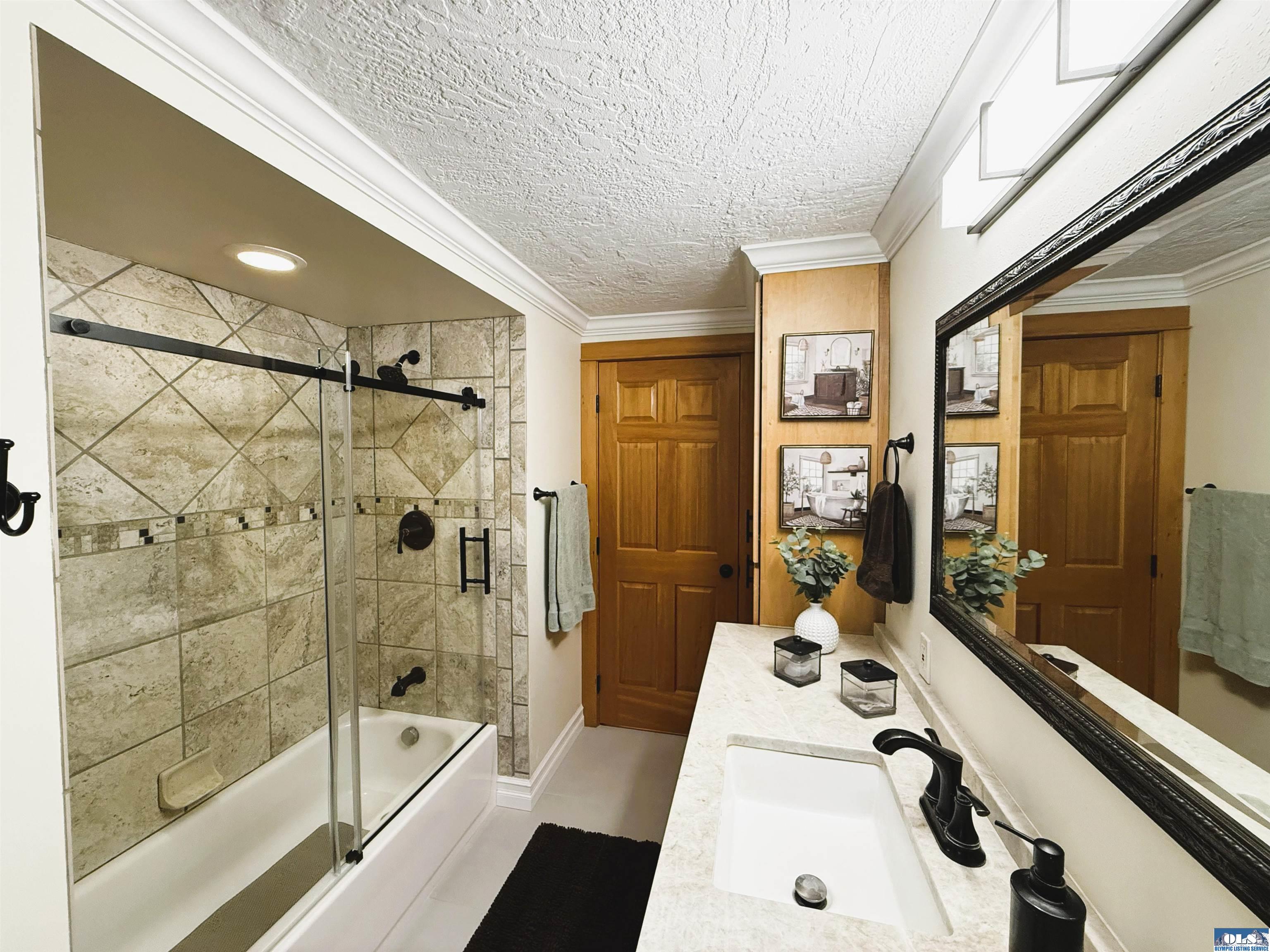 Sequim, Washington, 98382, United States, 5 Bedrooms Bedrooms, ,4 BathroomsBathrooms,Residential,Active,1945451