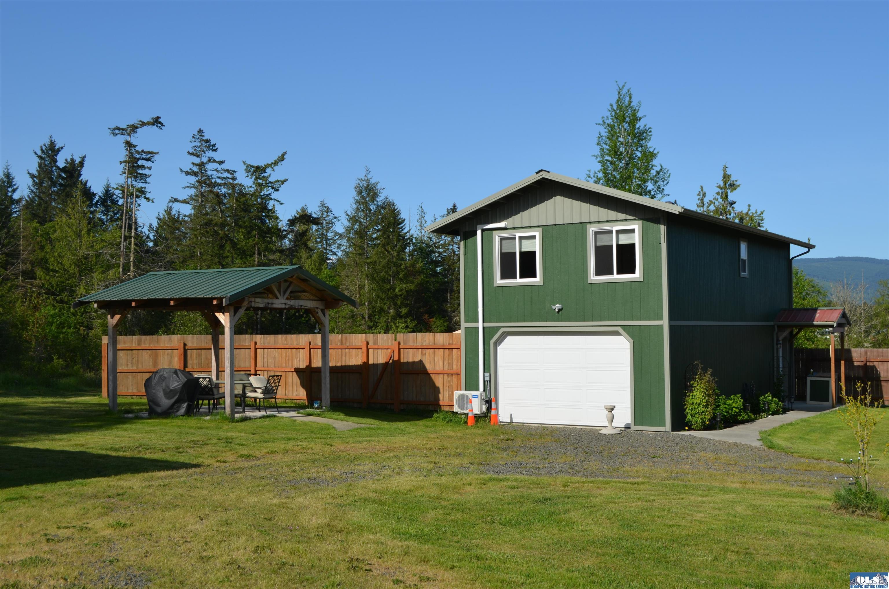 Sequim, Washington, 98382, United States, 5 Bedrooms Bedrooms, ,4 BathroomsBathrooms,Residential,Active,1945451