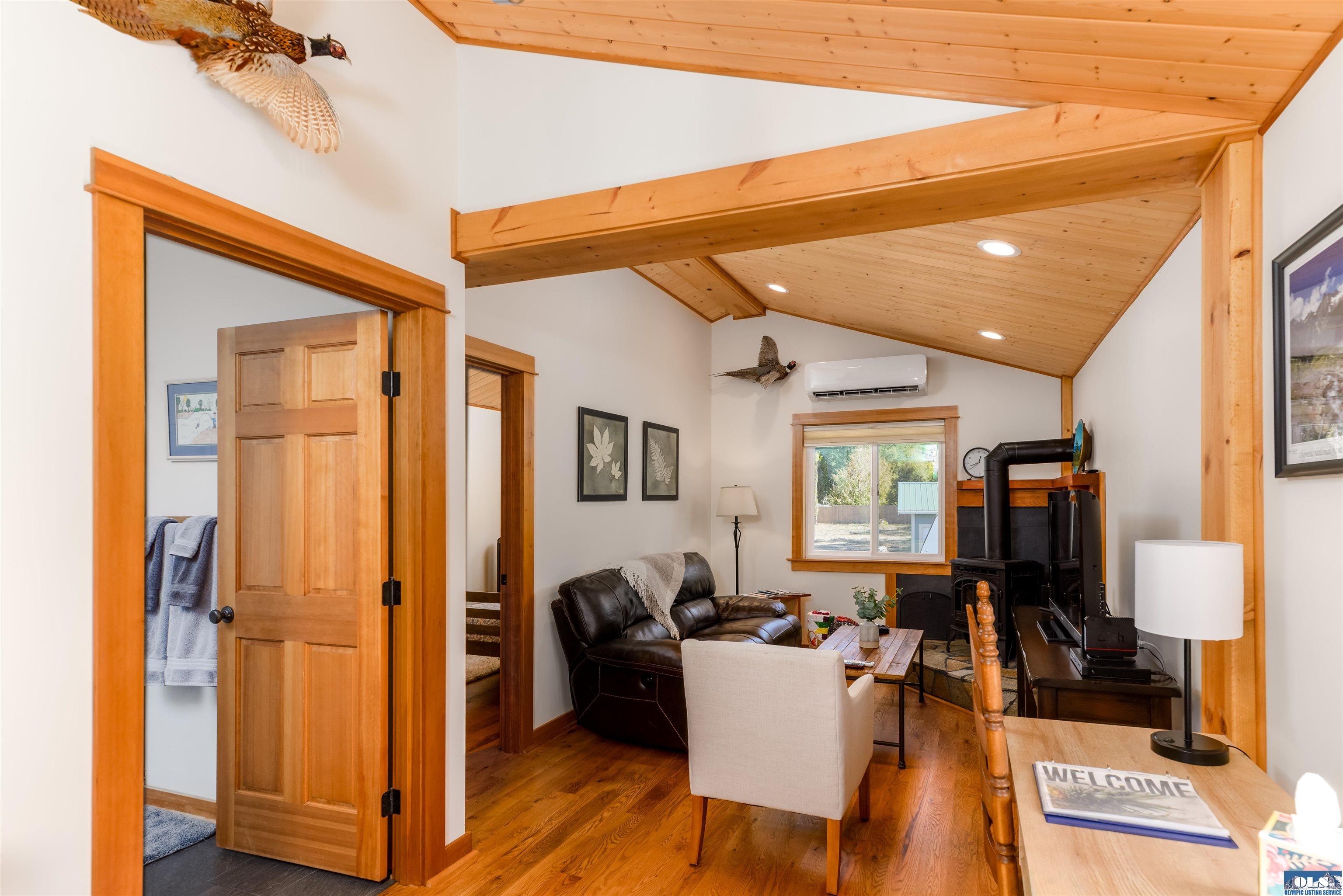 Sequim, Washington, 98382, United States, 5 Bedrooms Bedrooms, ,4 BathroomsBathrooms,Residential,Active,1945451