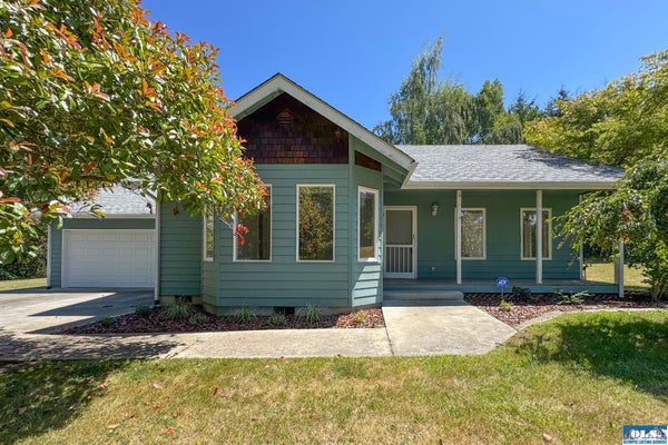 3582 HAPPY VALLEY RD, SEQUIM, WA 98382 - Image d1468256d500629416028a3e48a42e8b/1956009644