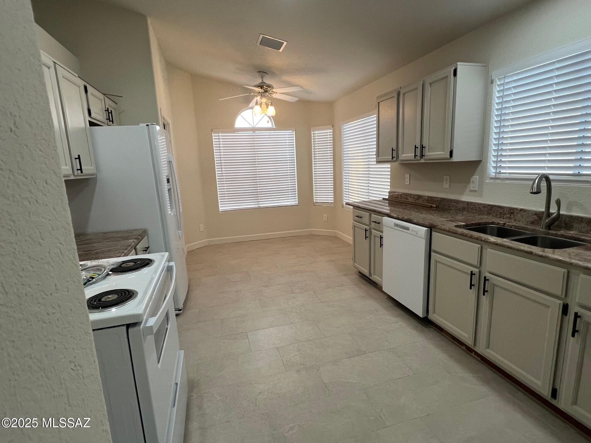 3401 W Evening Star Court