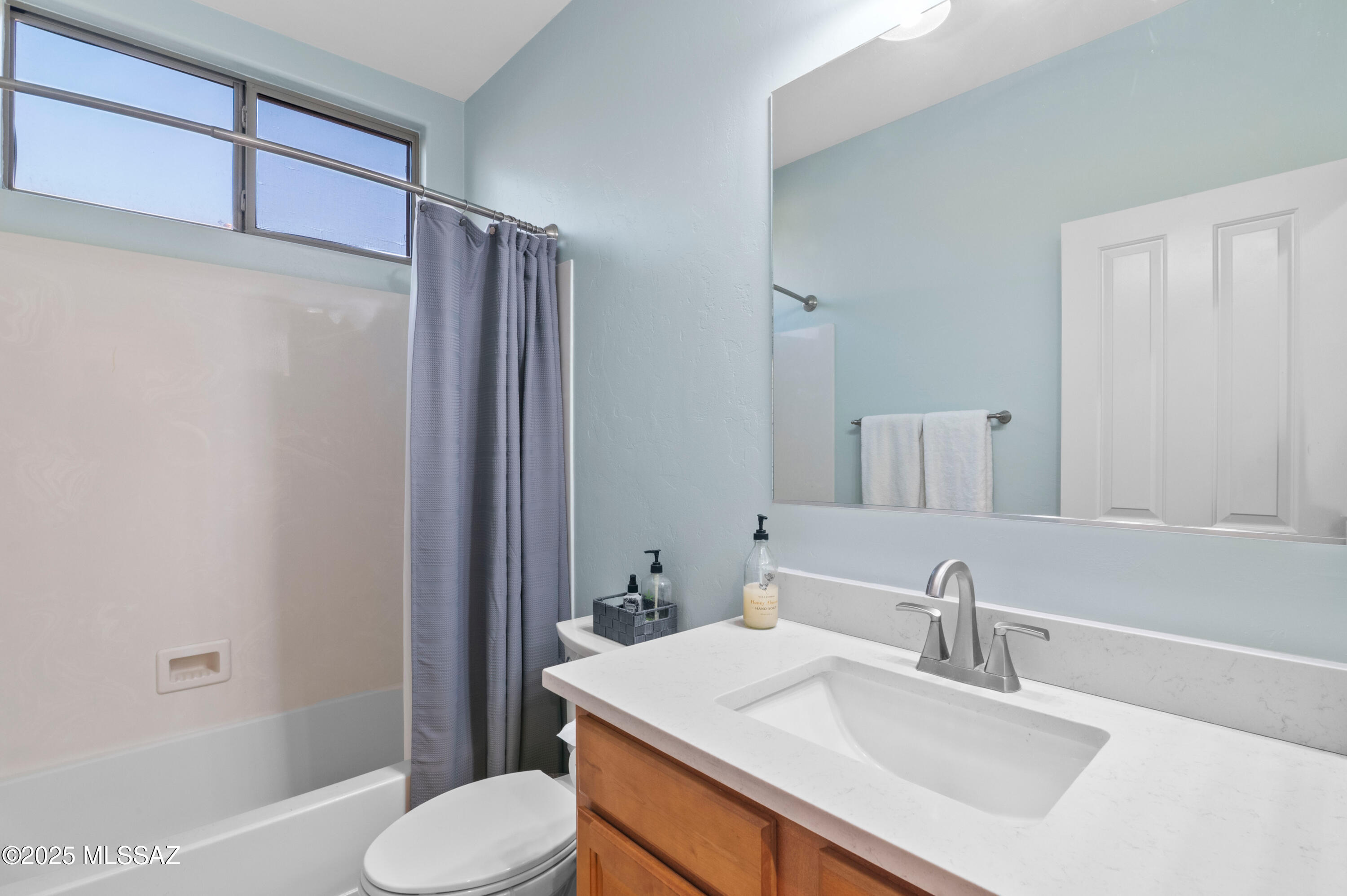 Continental Reserve Blk. 10 (1-69) - Residential