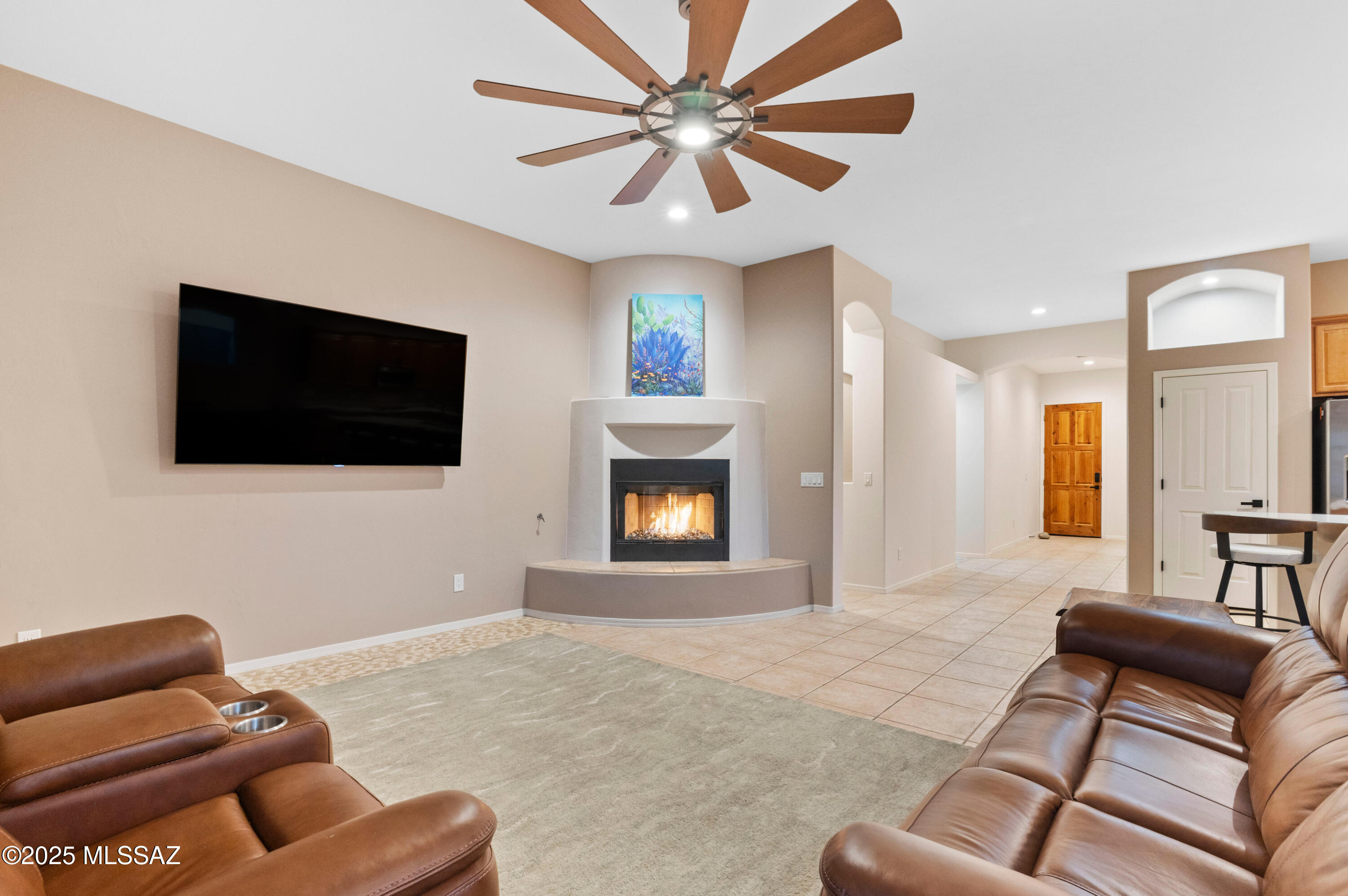 Continental Reserve Blk. 10 (1-69) - Residential
