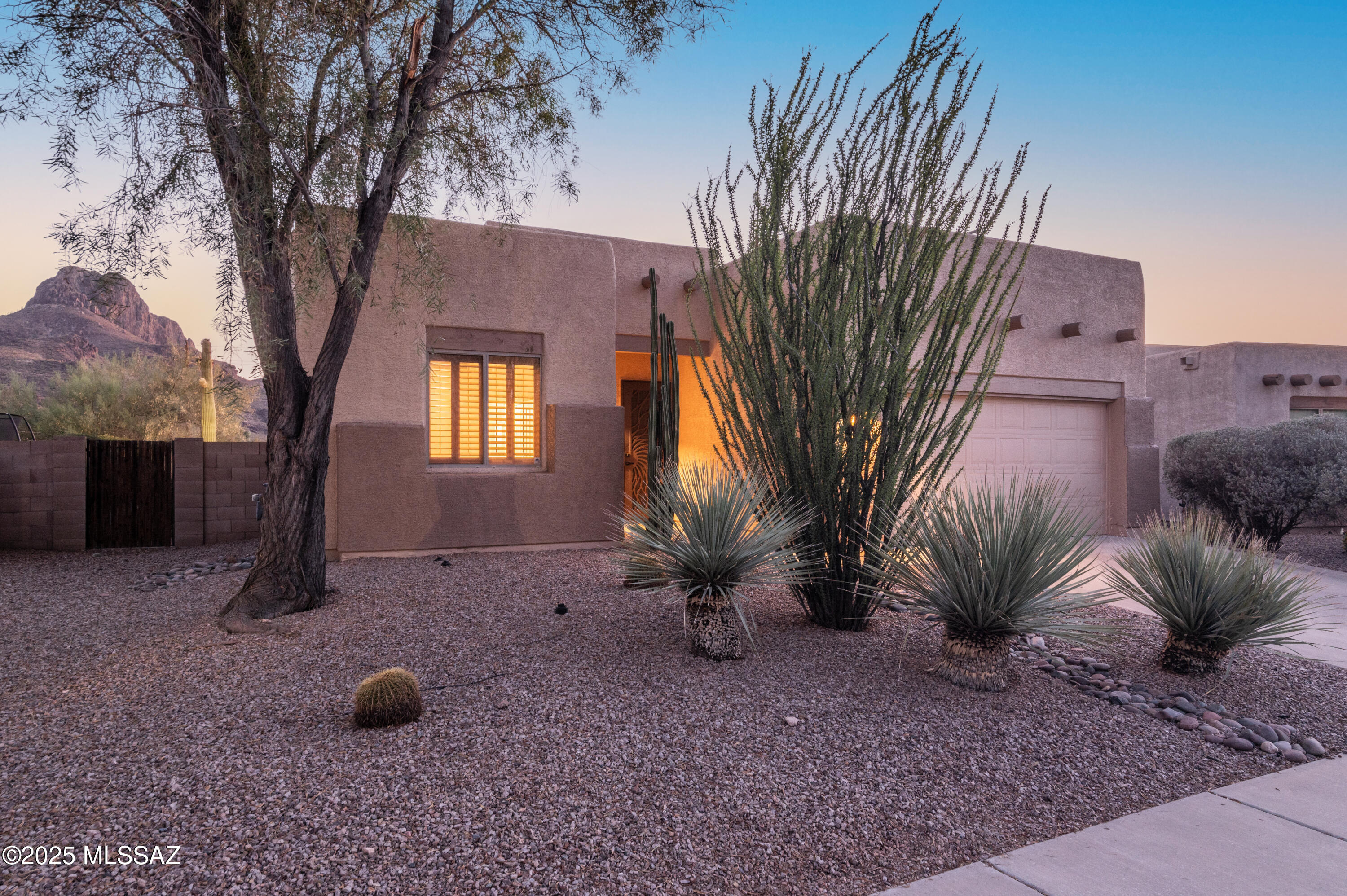 Continental Reserve Blk. 10 (1-69) - Residential