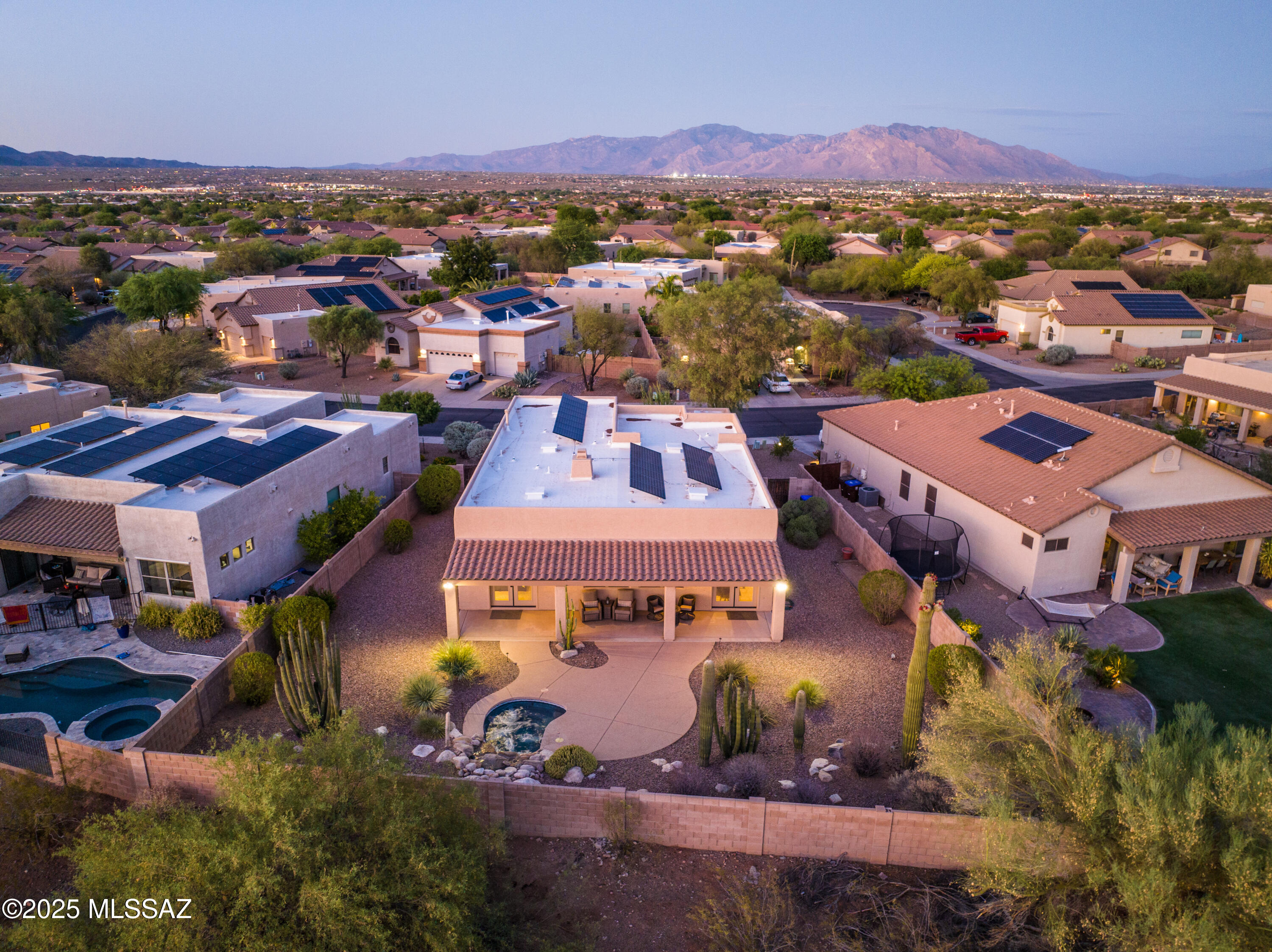 Continental Reserve Blk. 10 (1-69) - Residential