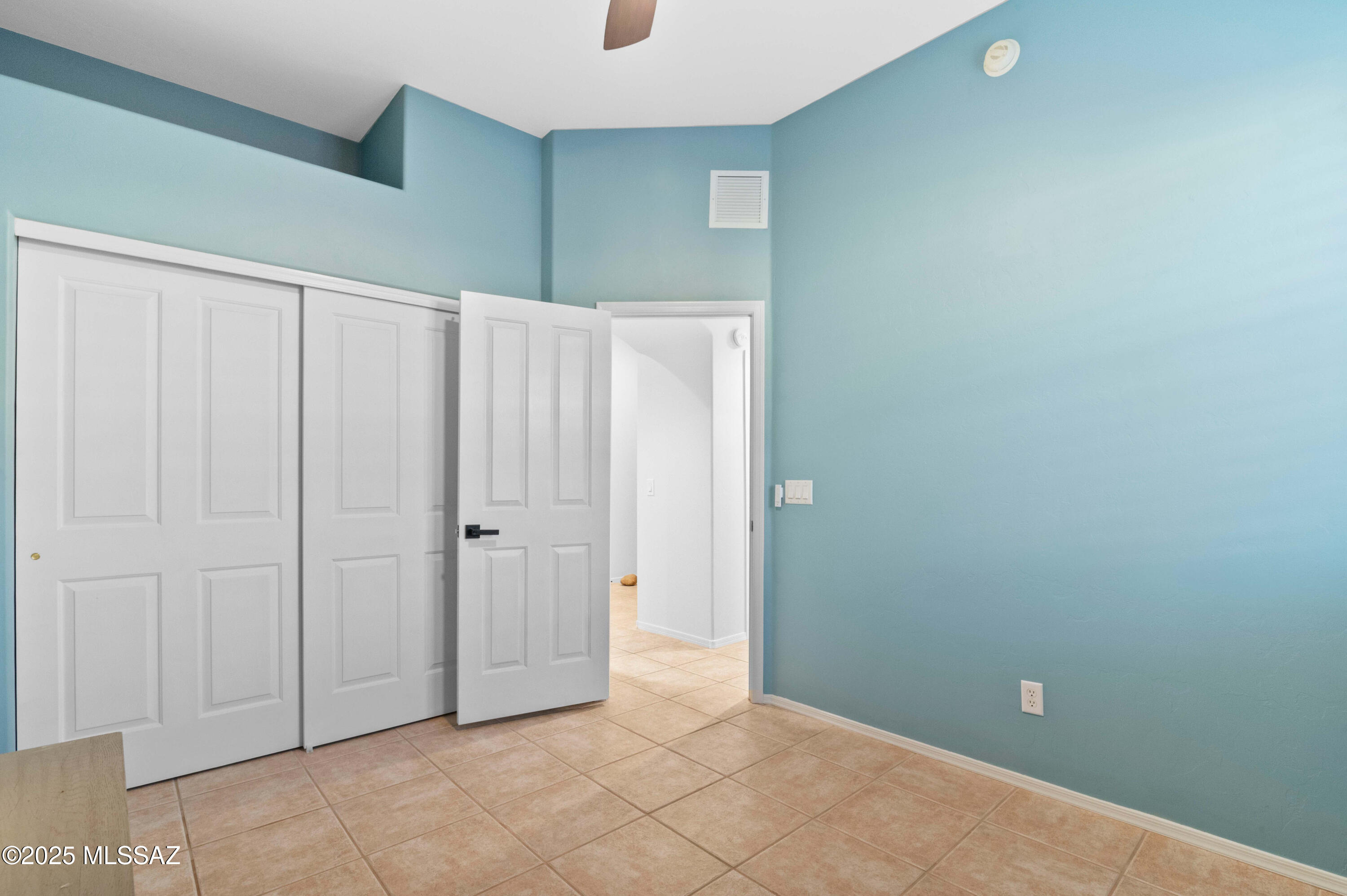 Continental Reserve Blk. 10 (1-69) - Residential