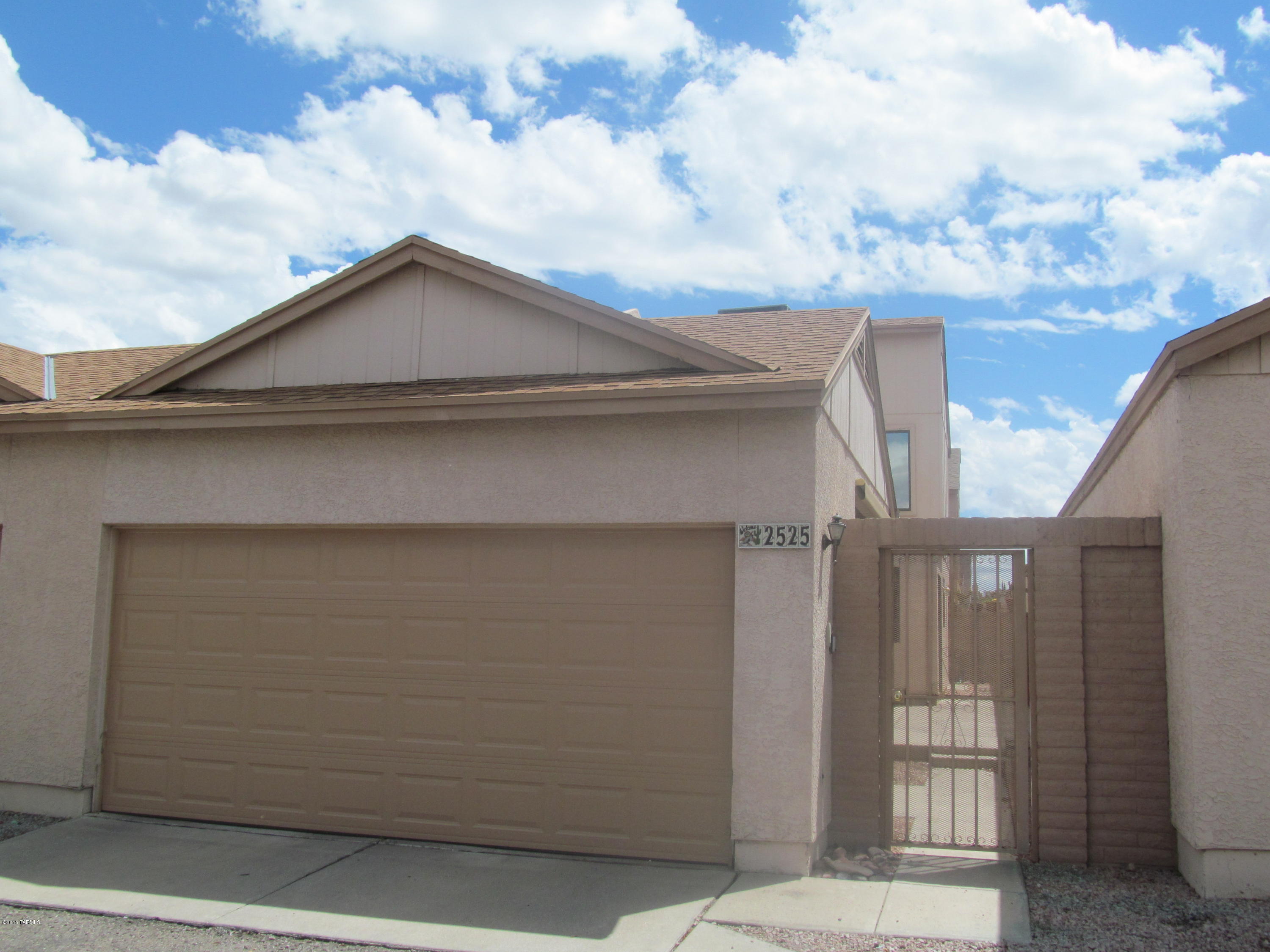 Casitas De Palo Santo (1-225) - Residential Lease
