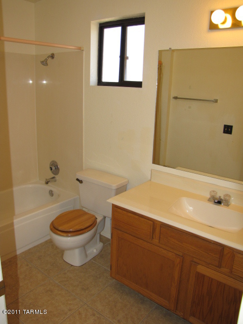 Casitas De Palo Santo (1-225) - Residential Lease