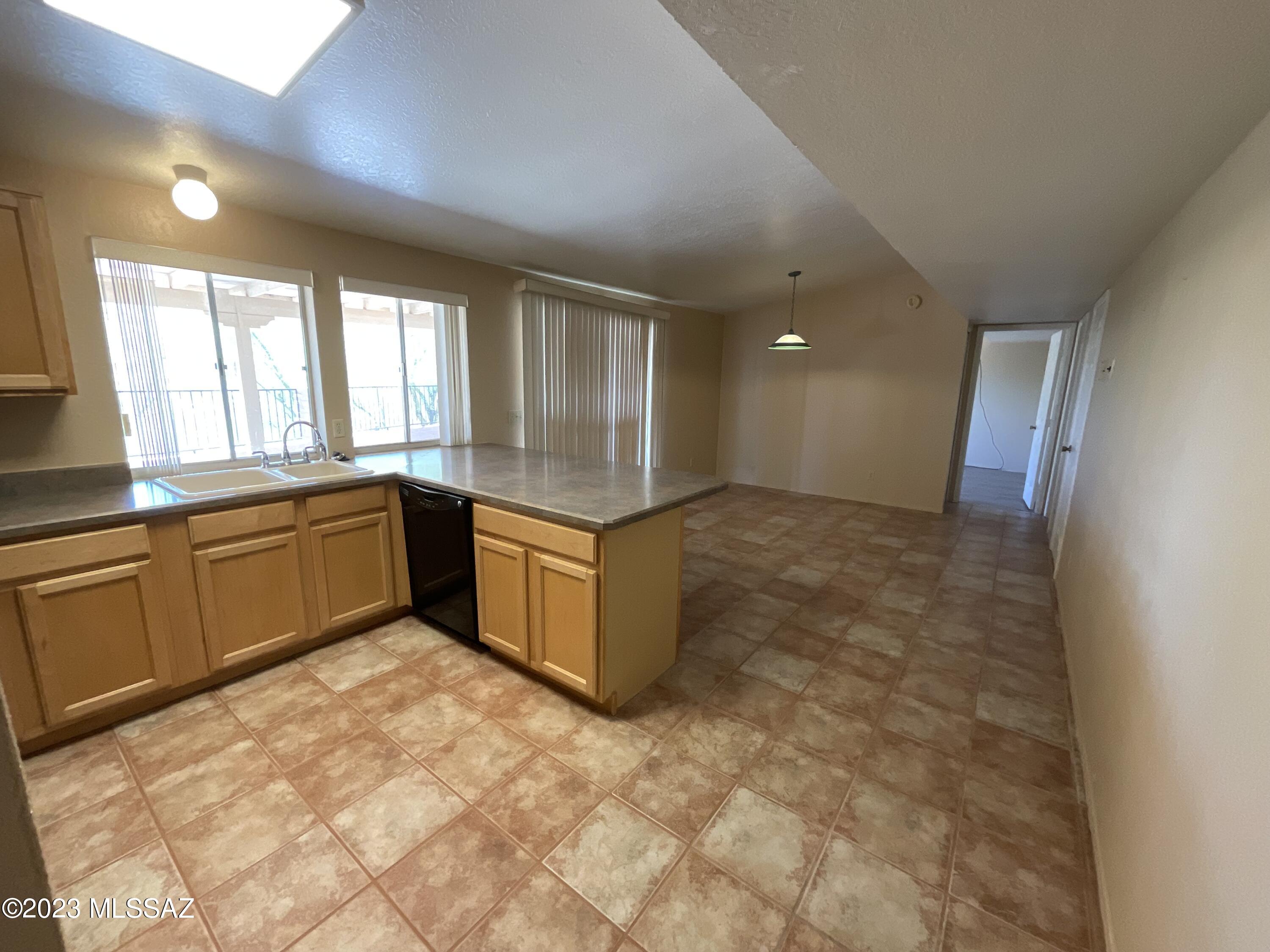 The Foothills Clusters (373-569) - Residential Lease