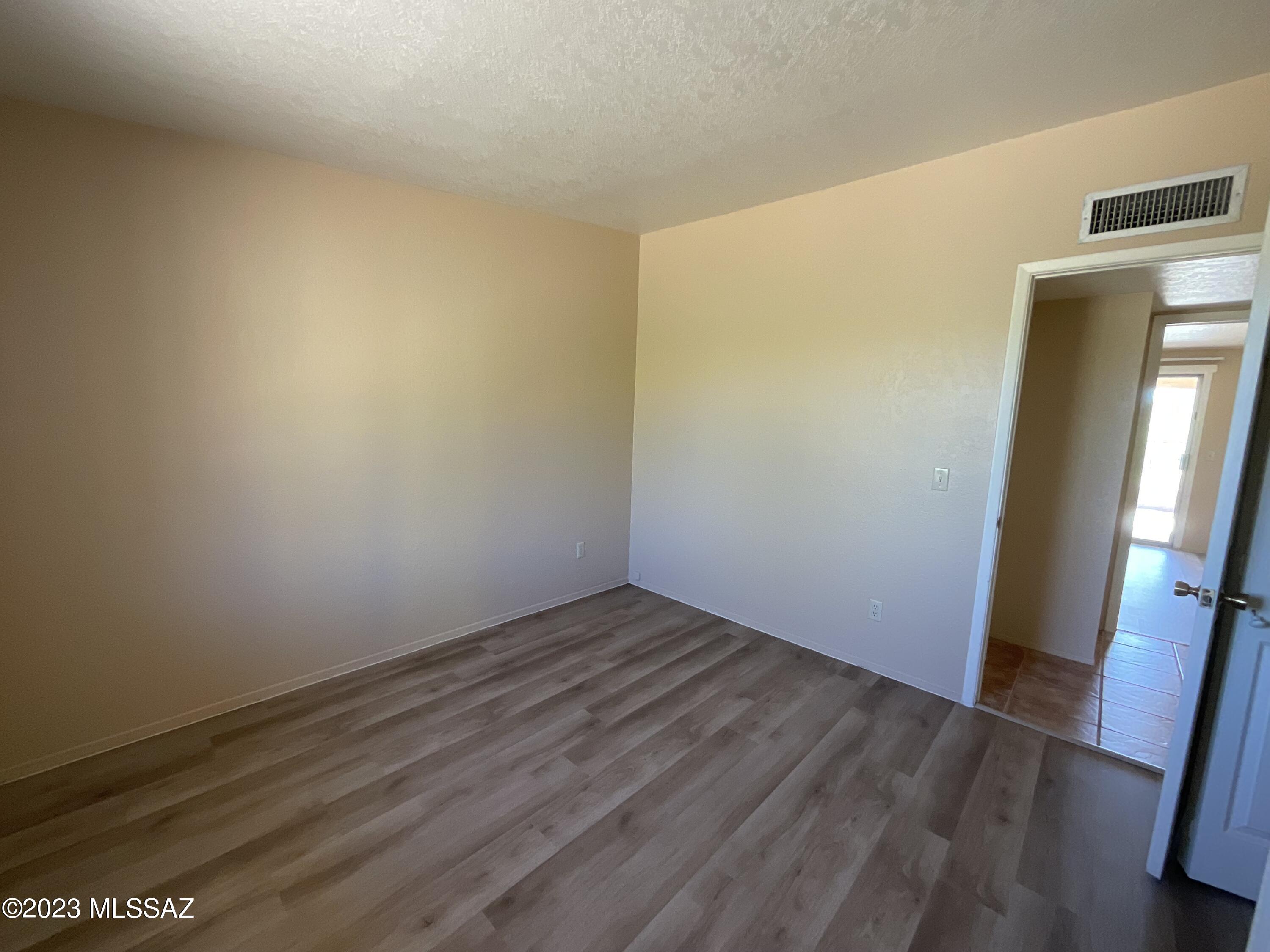 The Foothills Clusters (373-569) - Residential Lease
