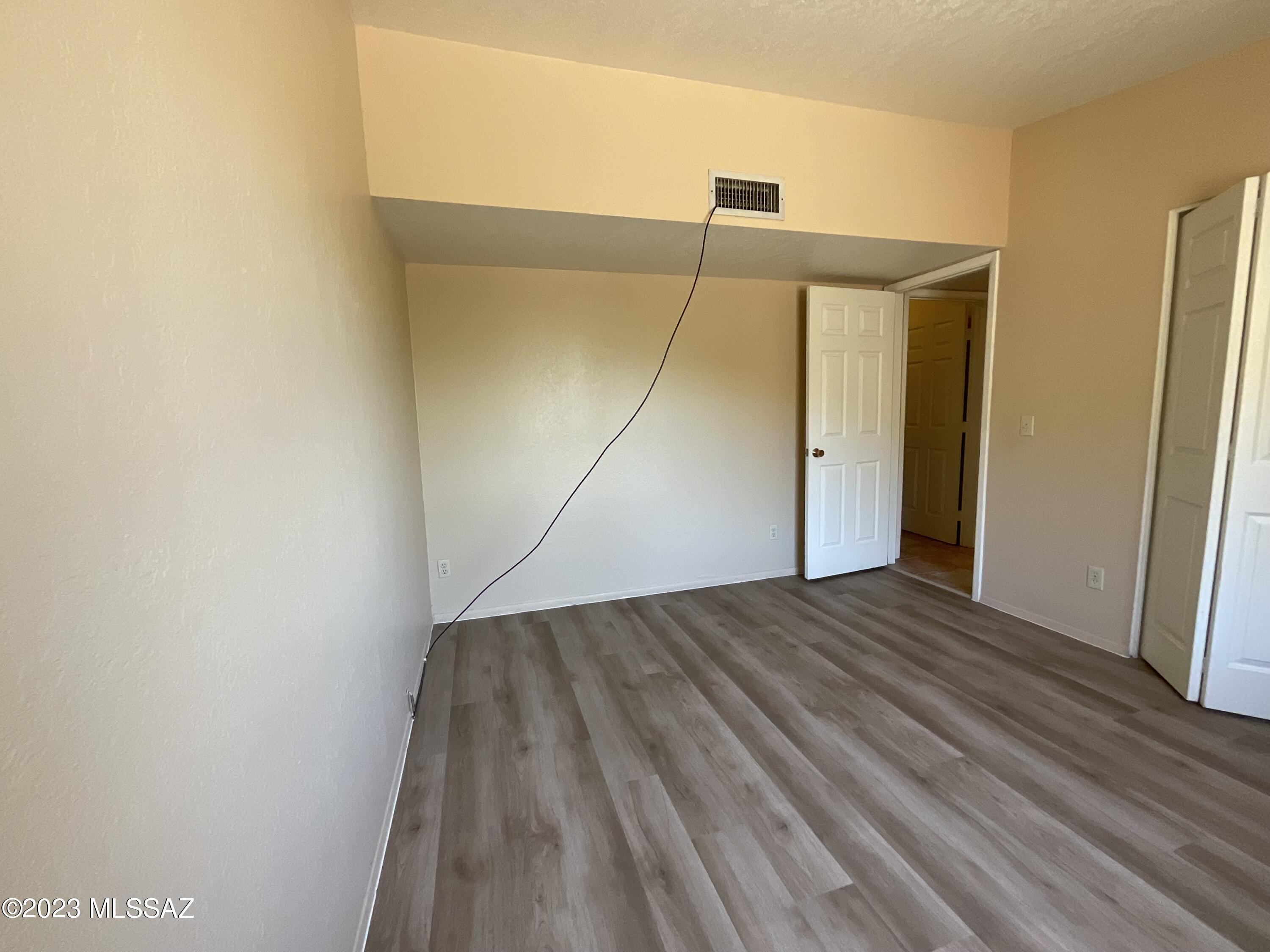 The Foothills Clusters (373-569) - Residential Lease
