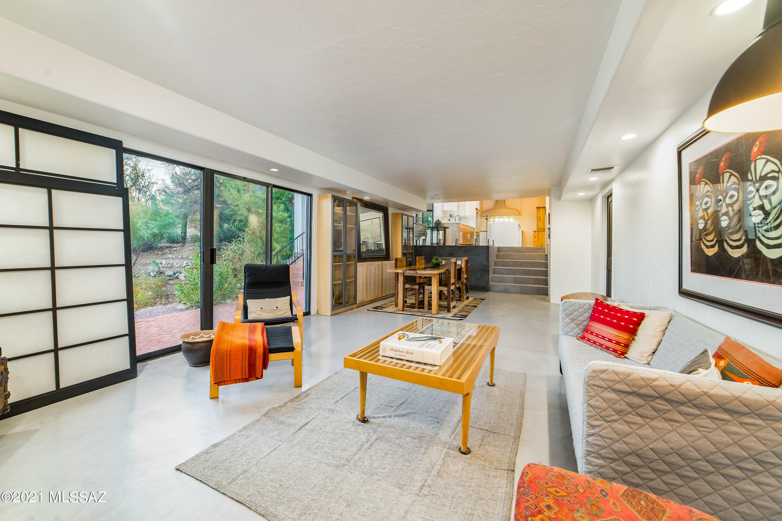 Las Alturas (1-167) - Residential