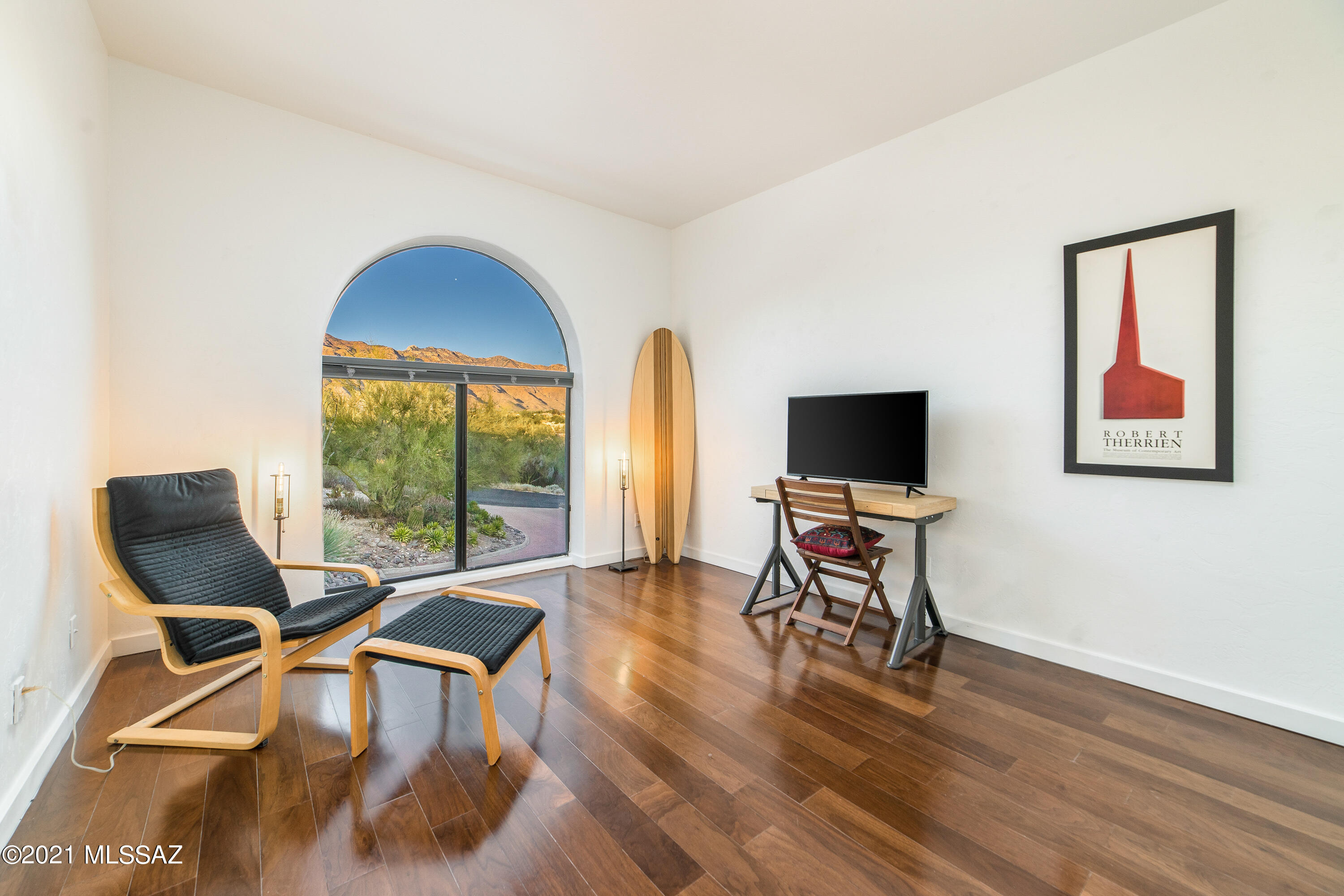 Las Alturas (1-167) - Residential