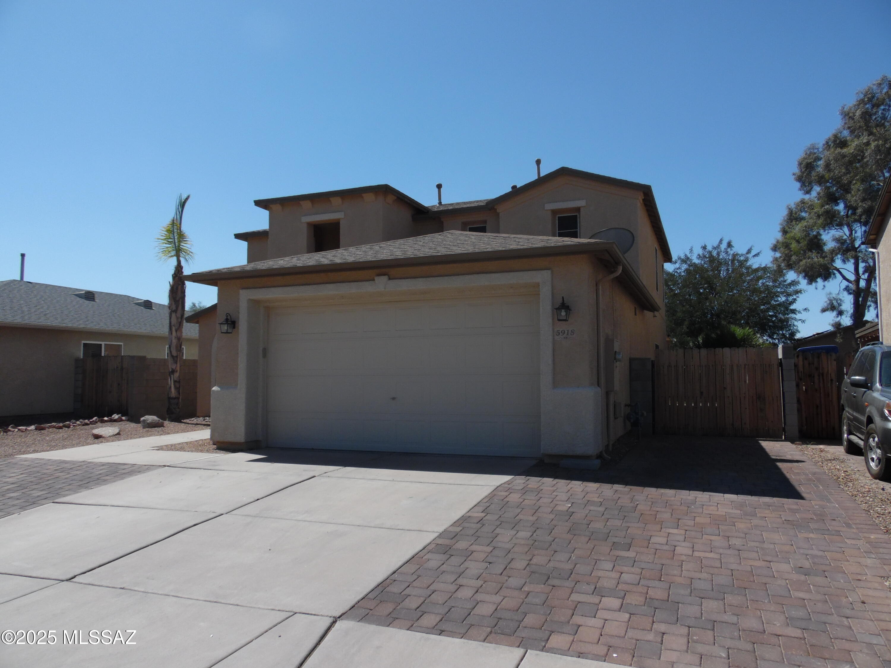 Tucson, Arizona 85756, United States, 4 Bedrooms Bedrooms, ,3 BathroomsBathrooms,Residential,Active,124449