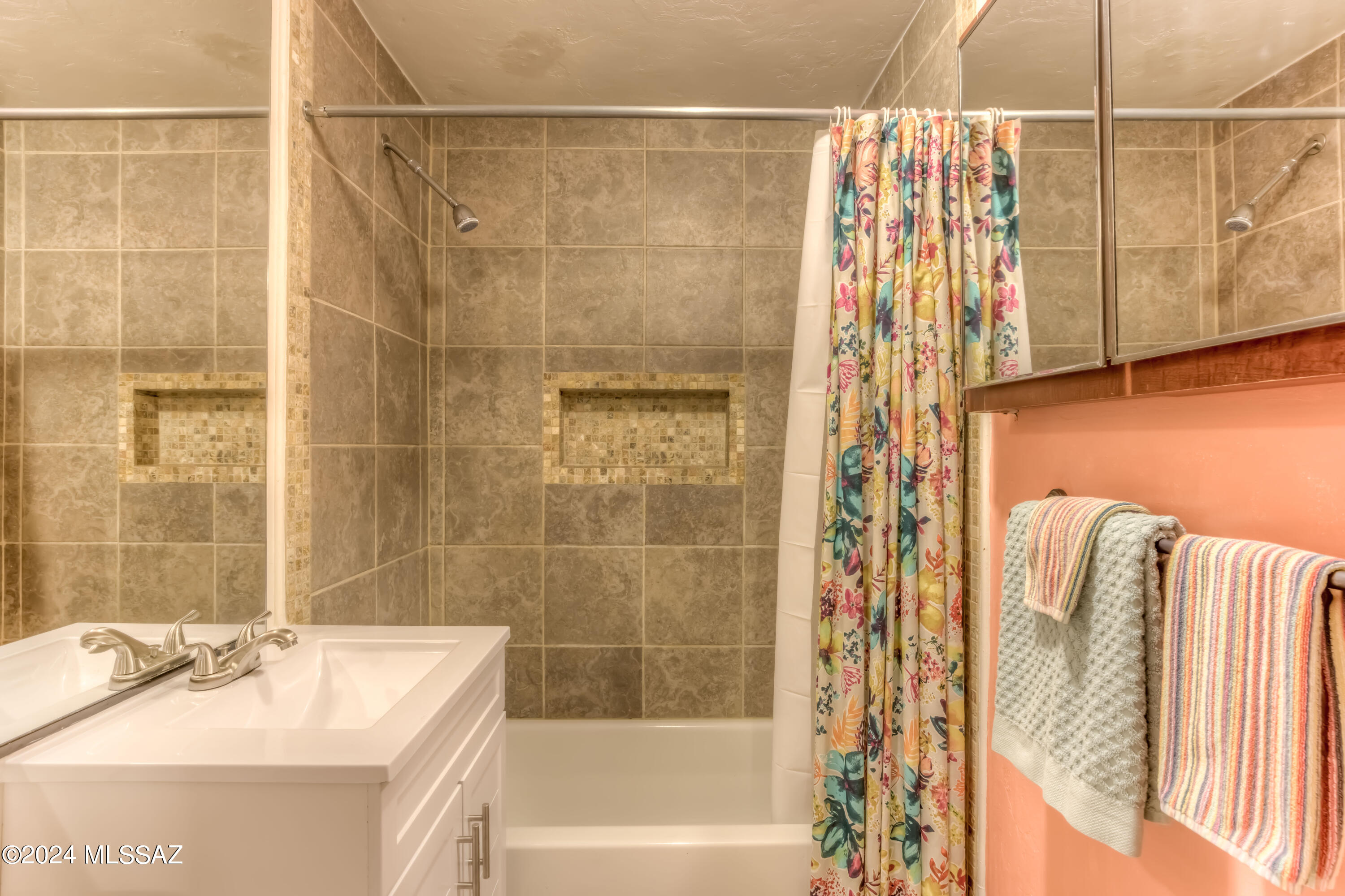 Catalina Farms - Residential