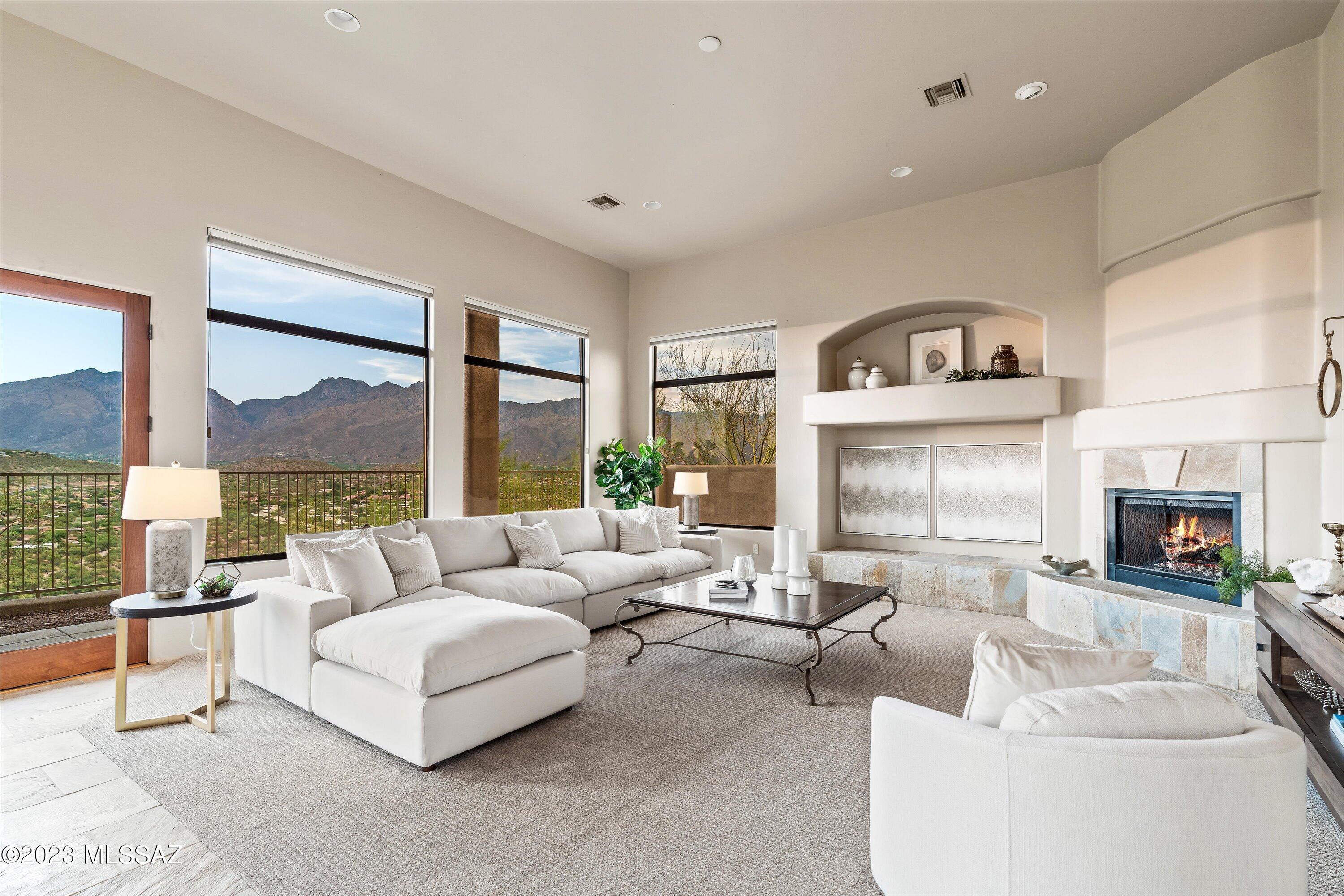 Sabino Mountain (1-290) - Residential