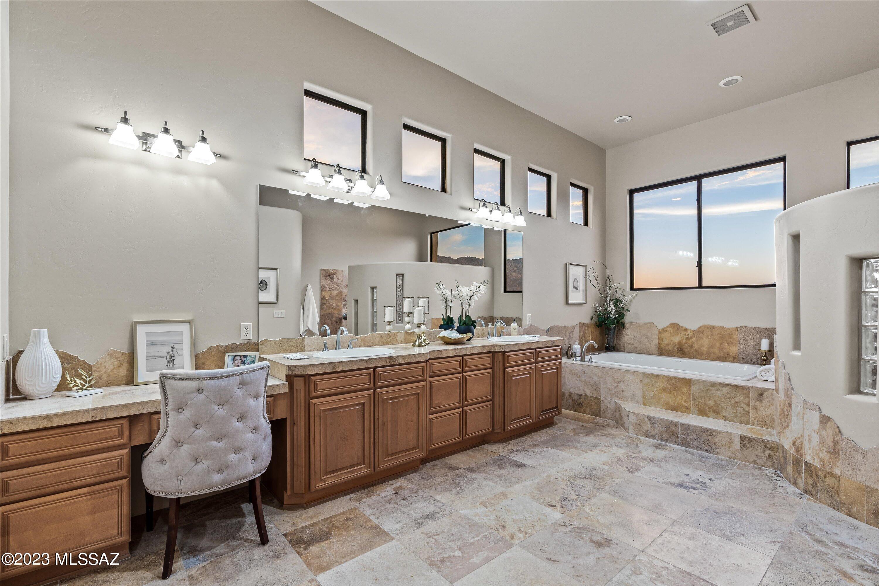 Sabino Mountain (1-290) - Residential