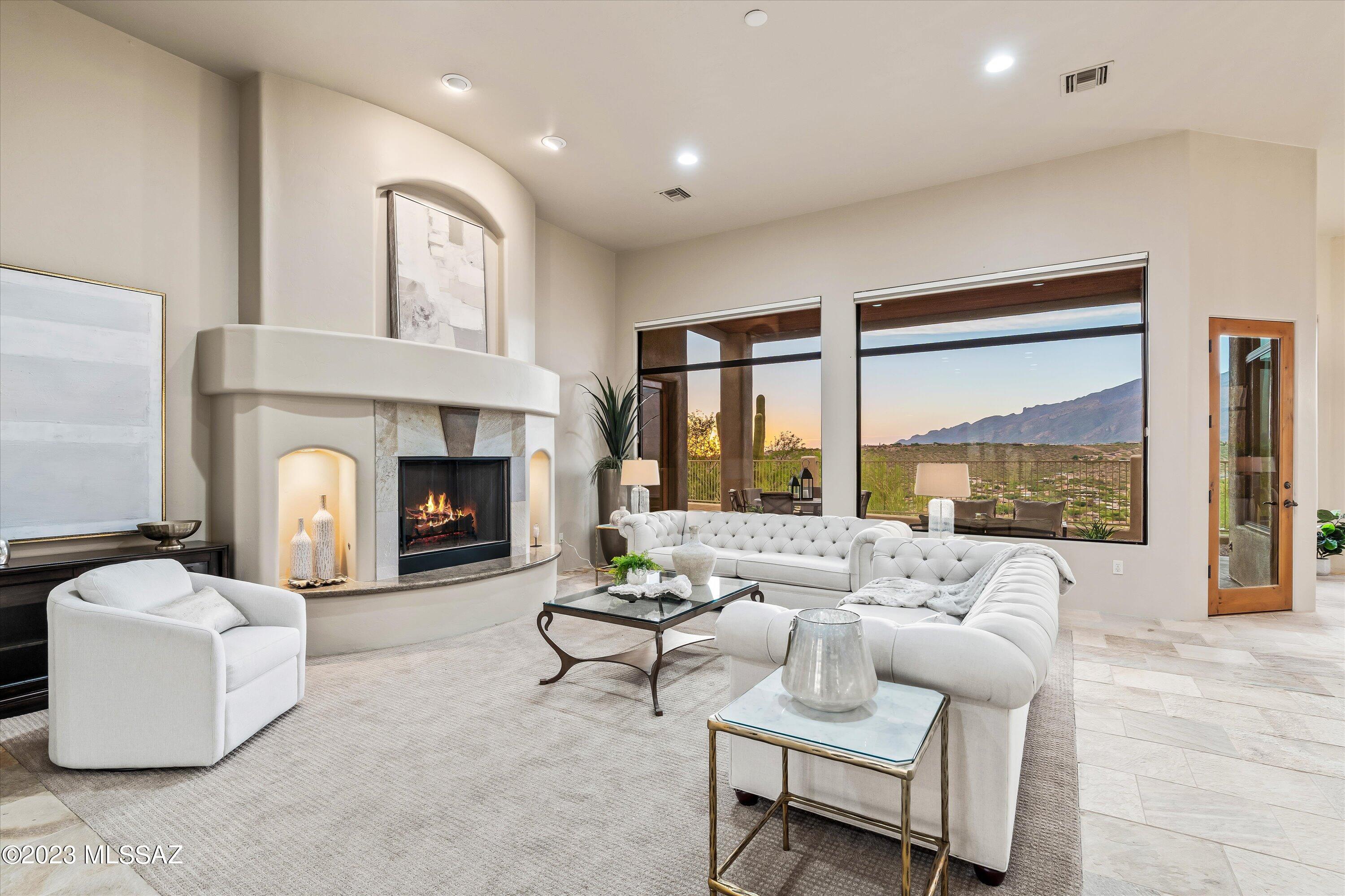 Sabino Mountain (1-290) - Residential
