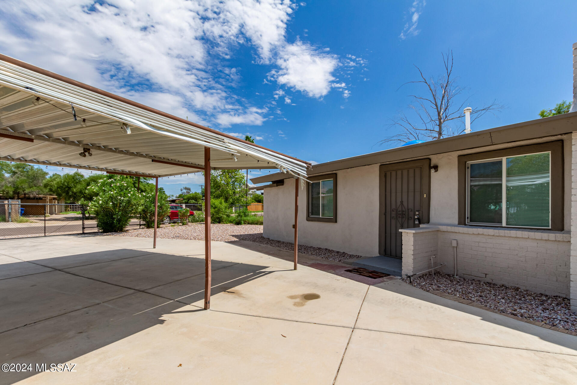 Pueblo Gardens - Residential