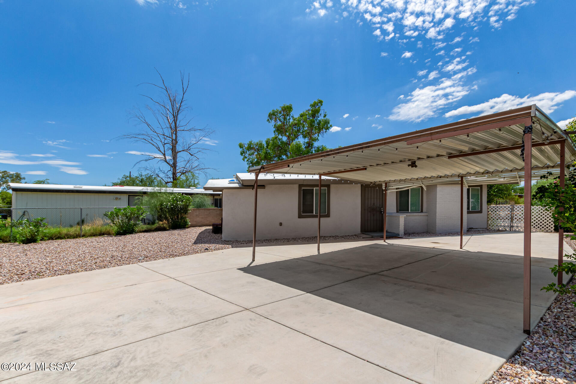 Pueblo Gardens - Residential