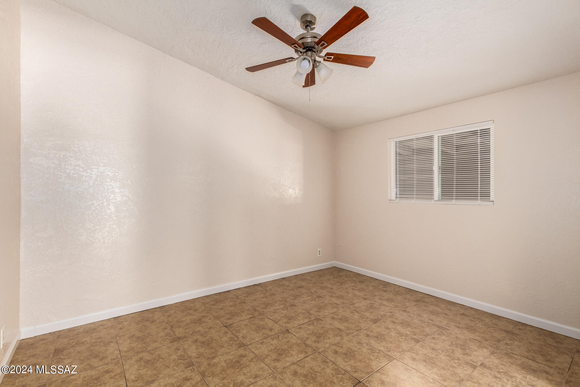 Pueblo Gardens - Residential