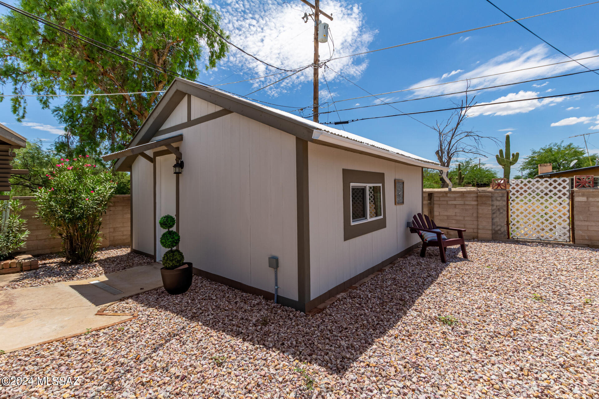 Pueblo Gardens - Residential