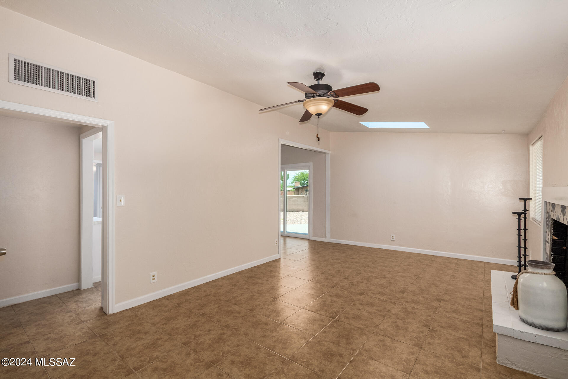 Pueblo Gardens - Residential