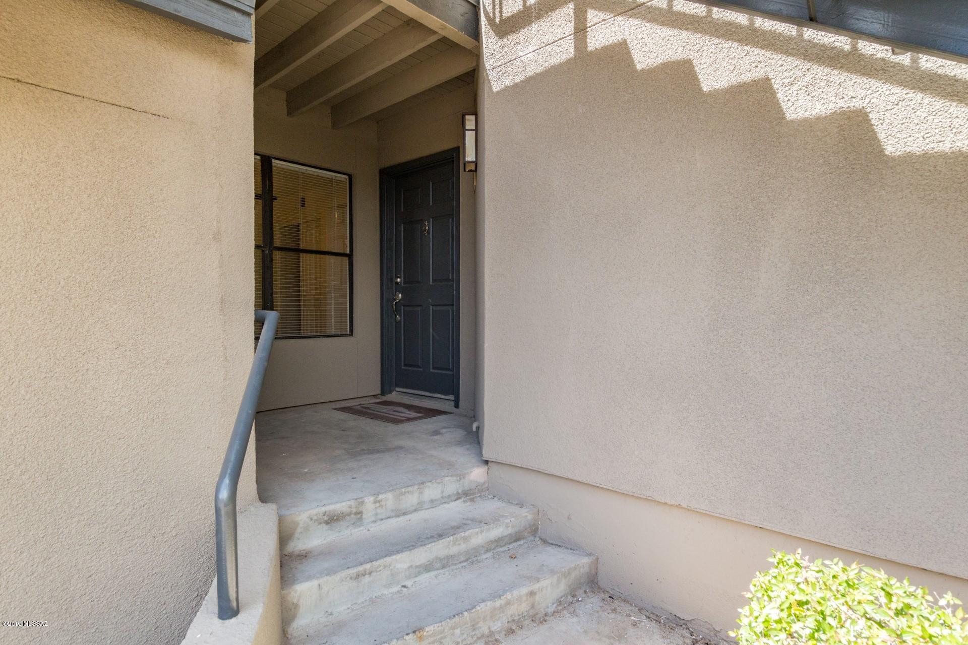 Greens at Ventana Canyon - Residential