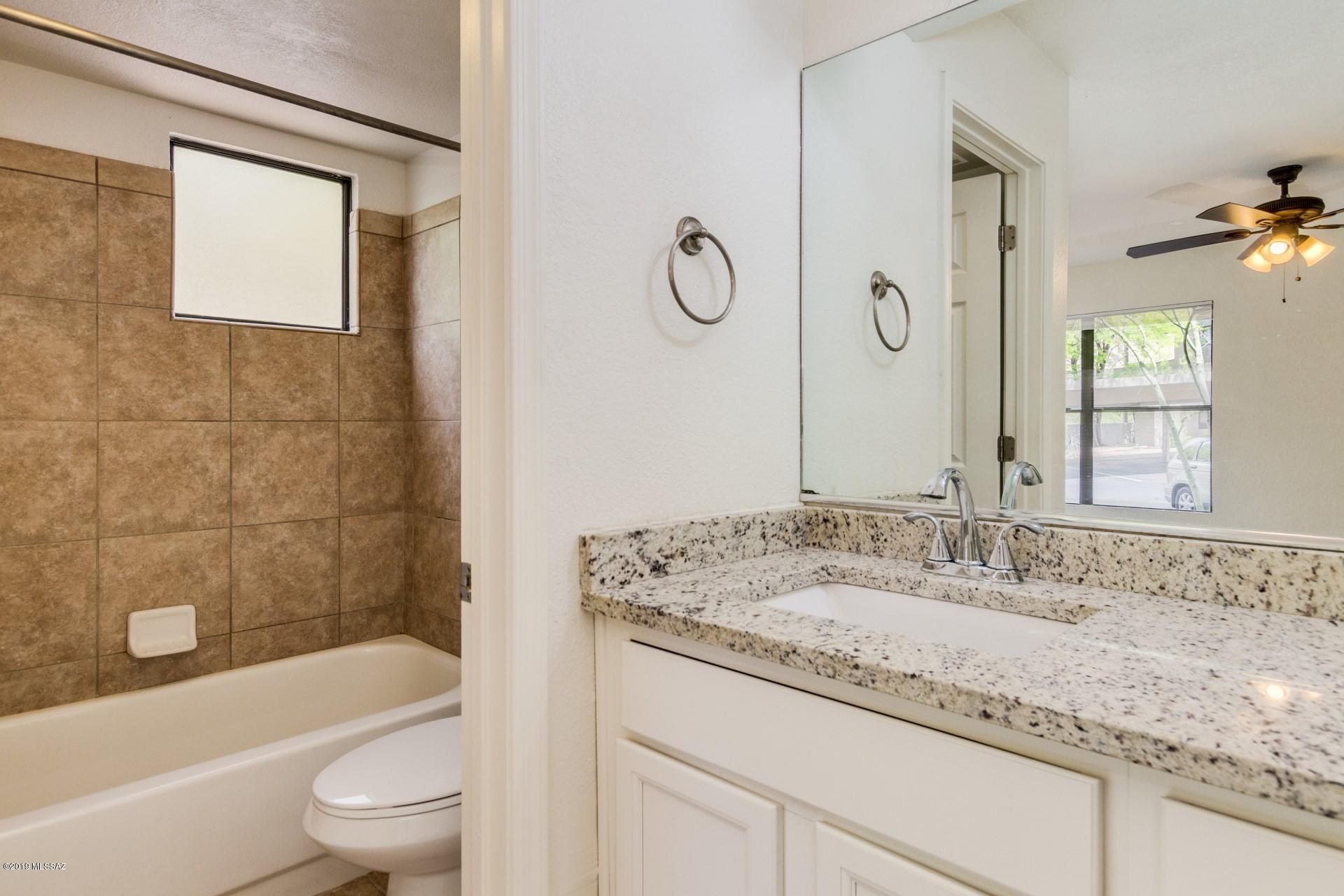Greens at Ventana Canyon - Residential