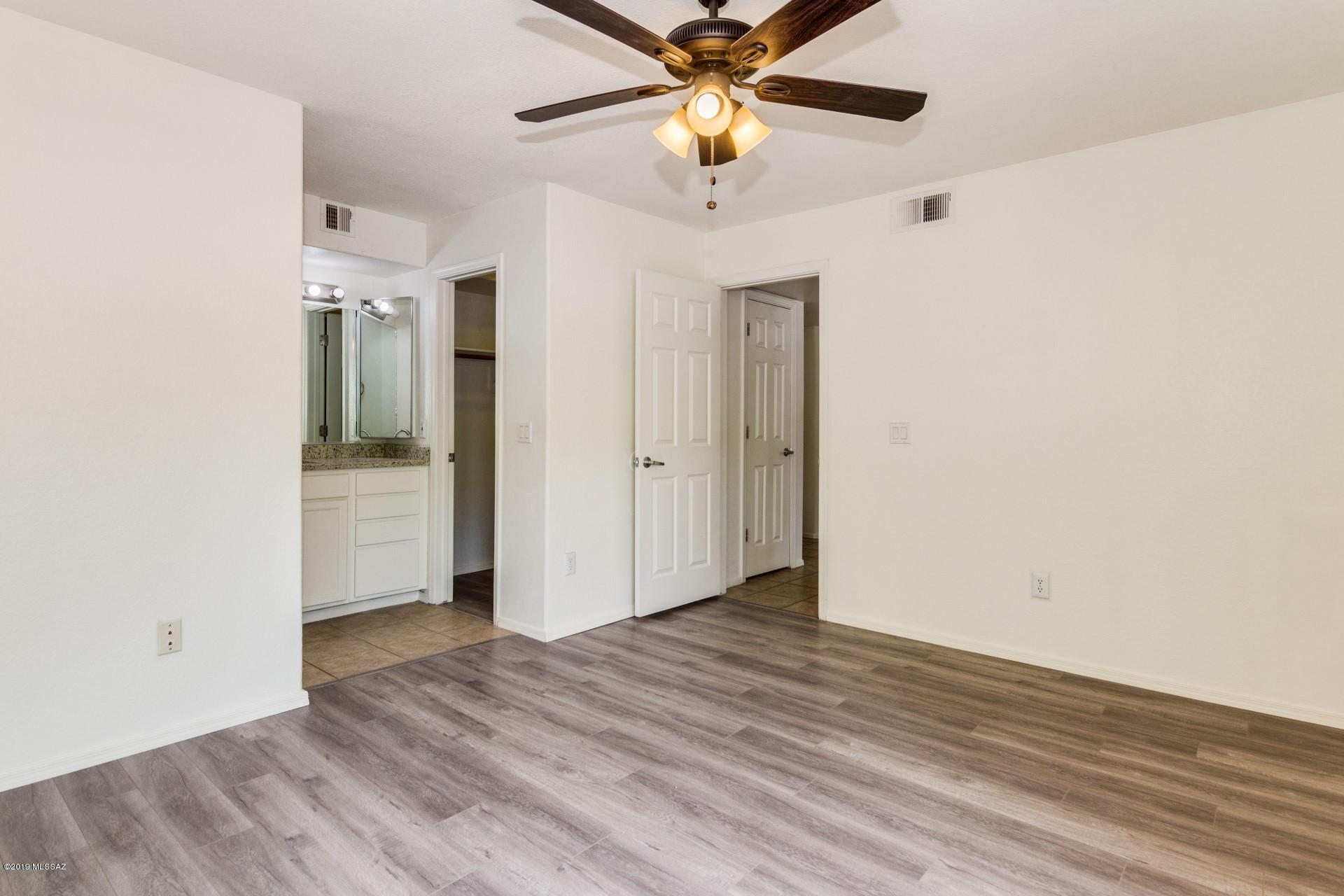 Greens at Ventana Canyon - Residential