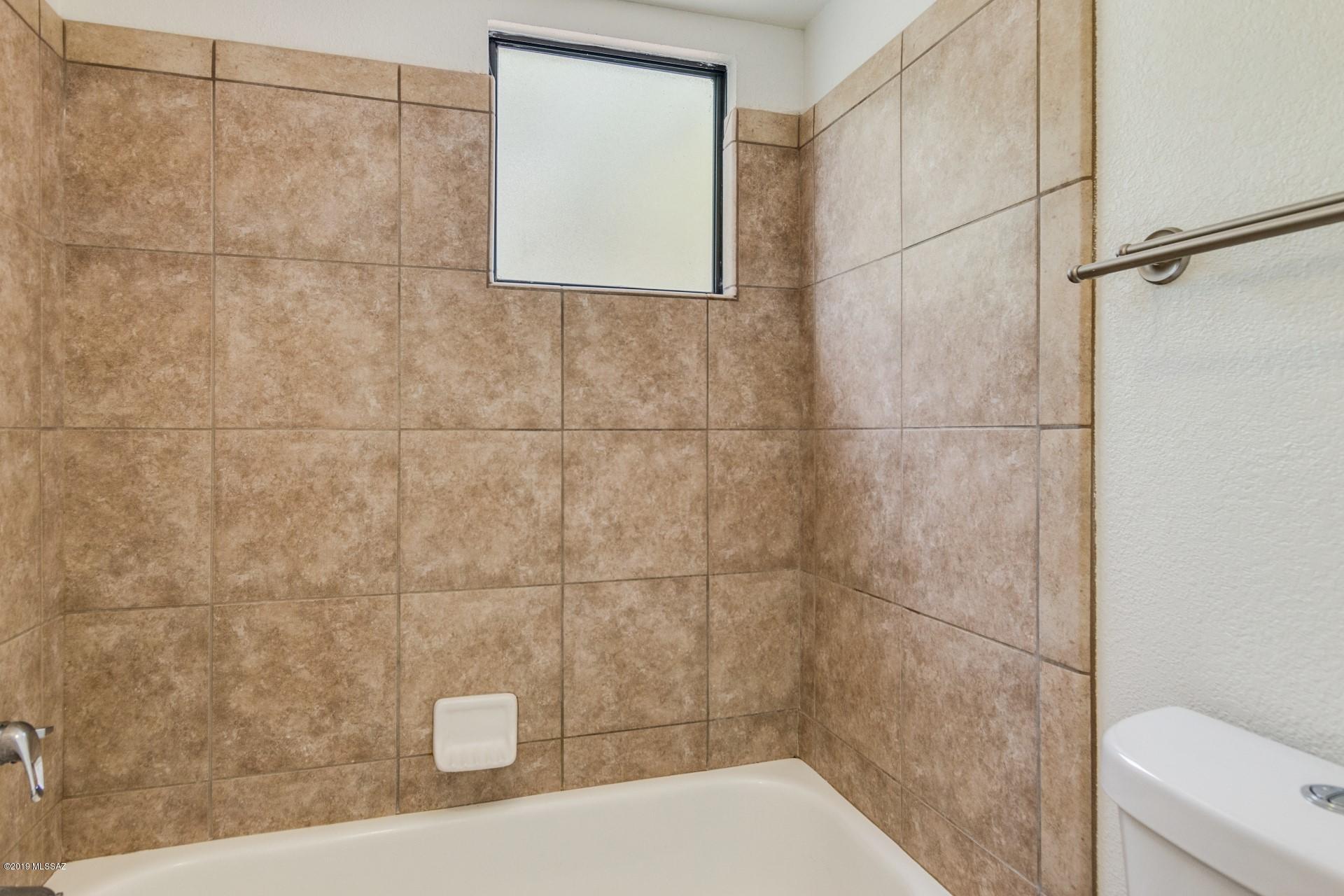 Greens at Ventana Canyon - Residential