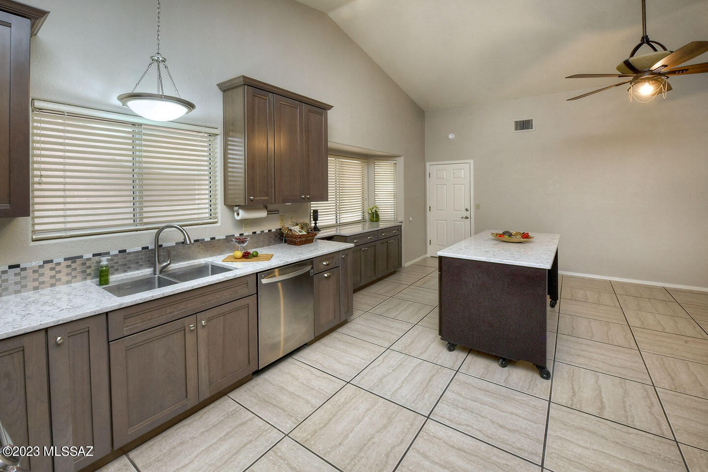 Elliott Homes At Rita Ranch (1-521) - Residential