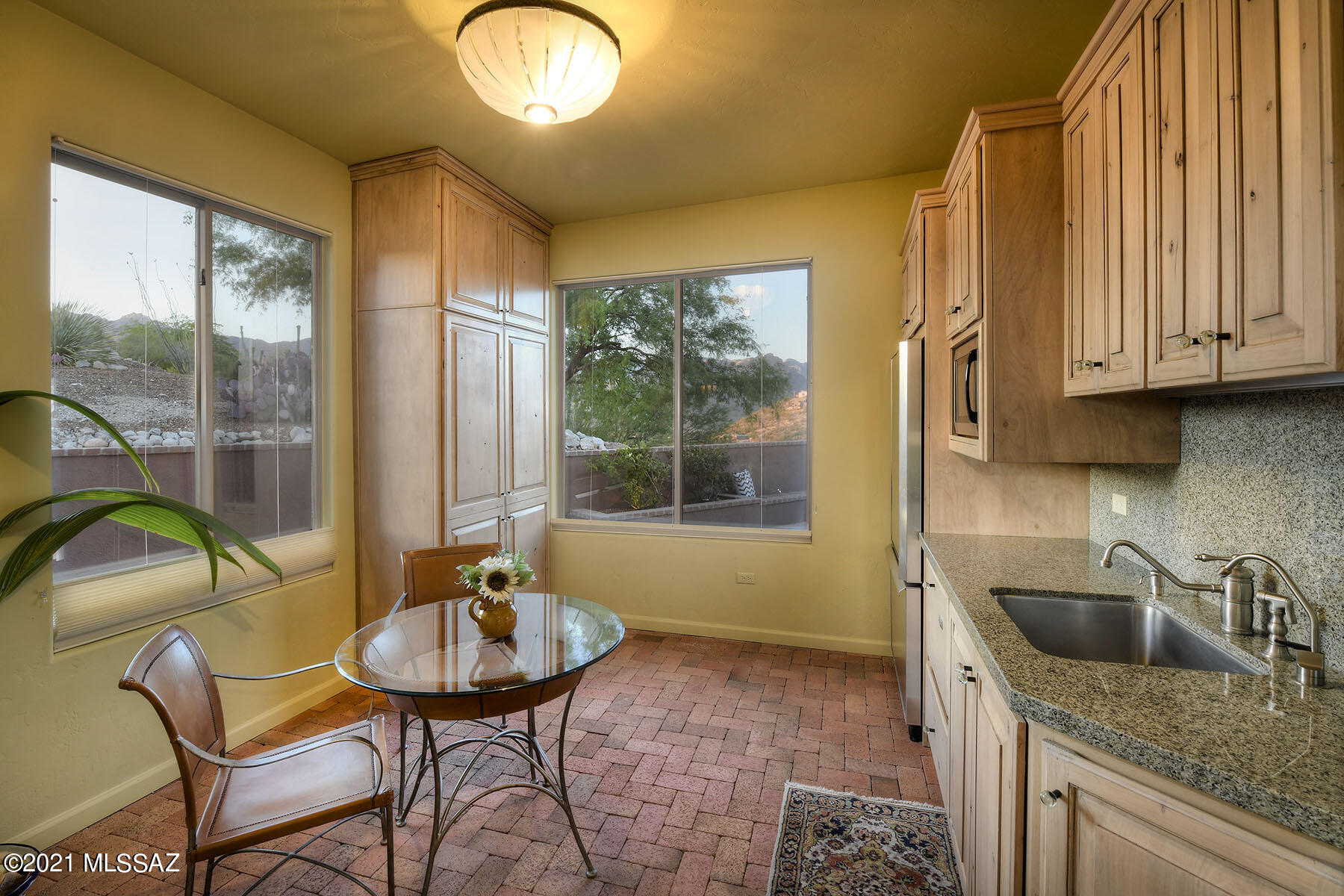 Sabino Mountain (1-290) - Residential