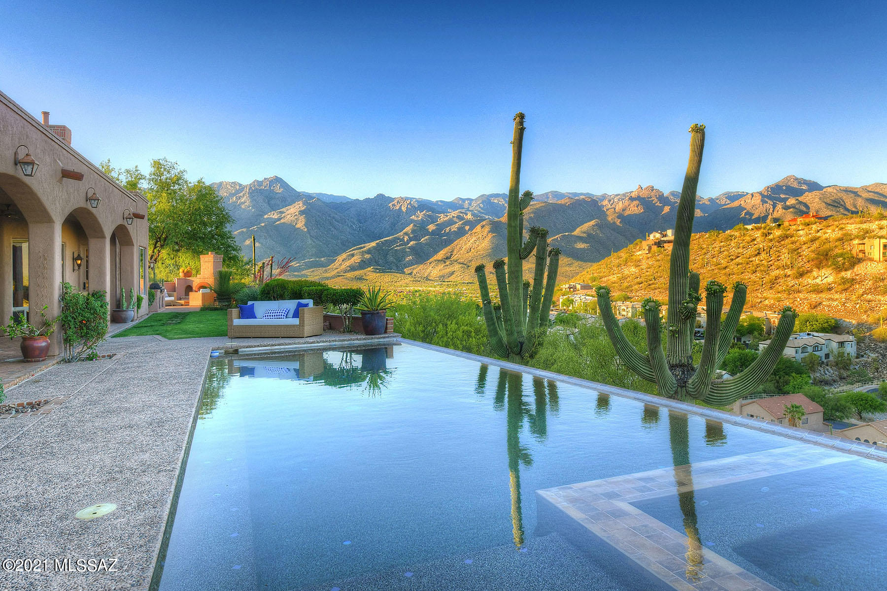 Sabino Mountain (1-290) - Residential
