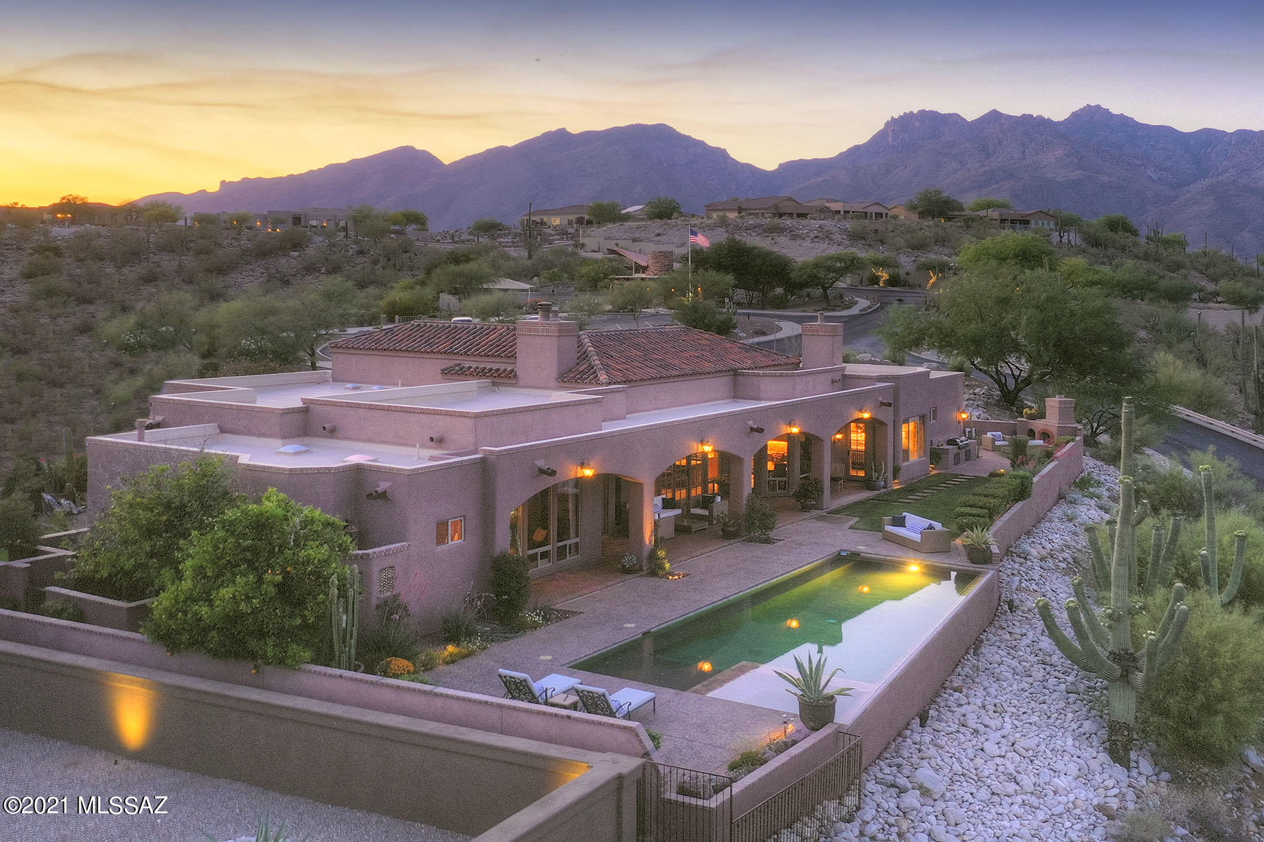 Sabino Mountain (1-290) - Residential