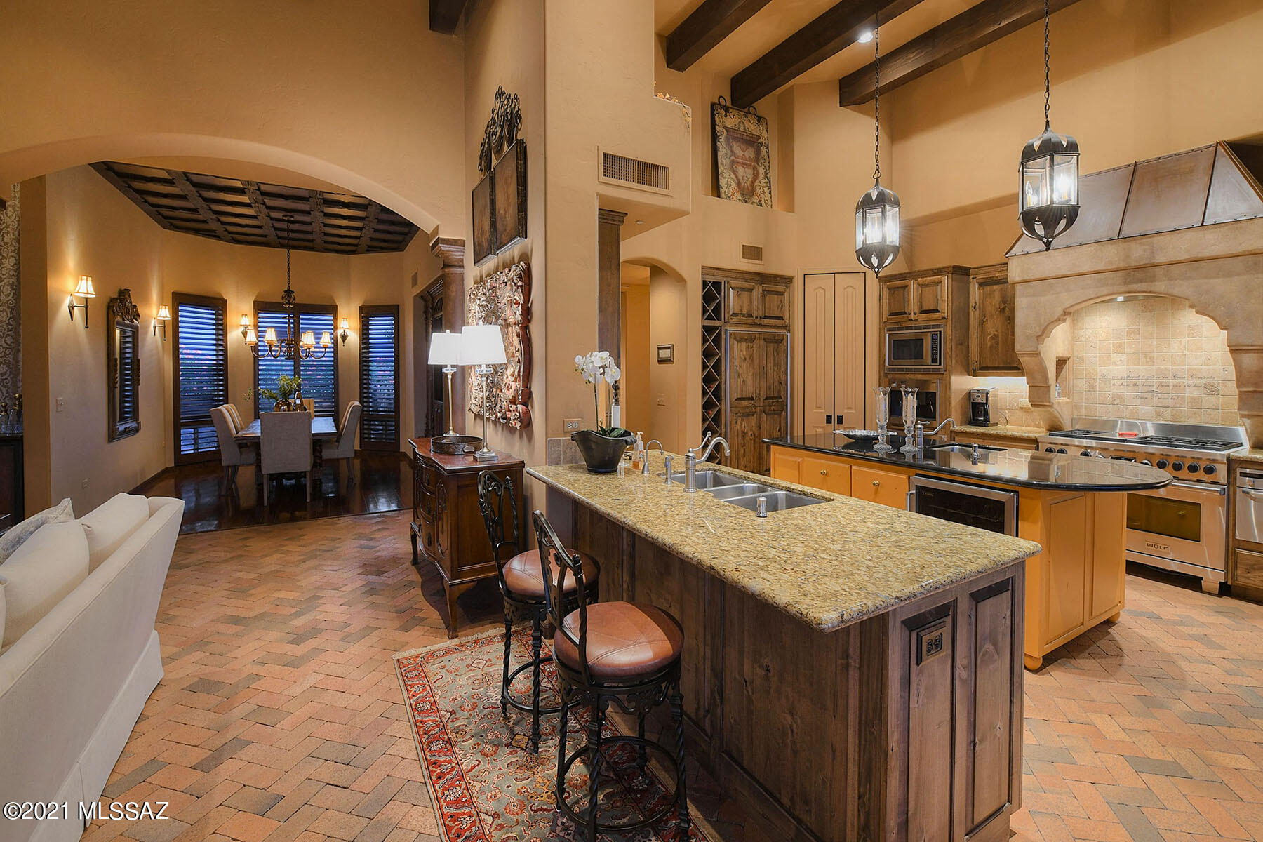Sabino Mountain (1-290) - Residential