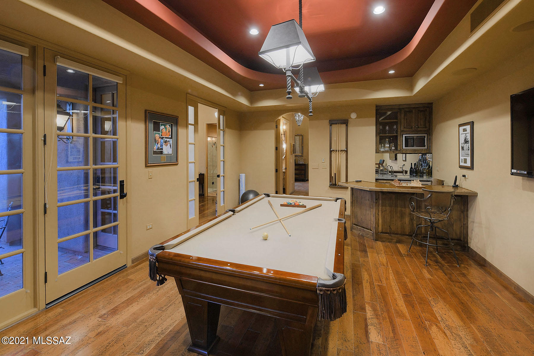 Sabino Mountain (1-290) - Residential