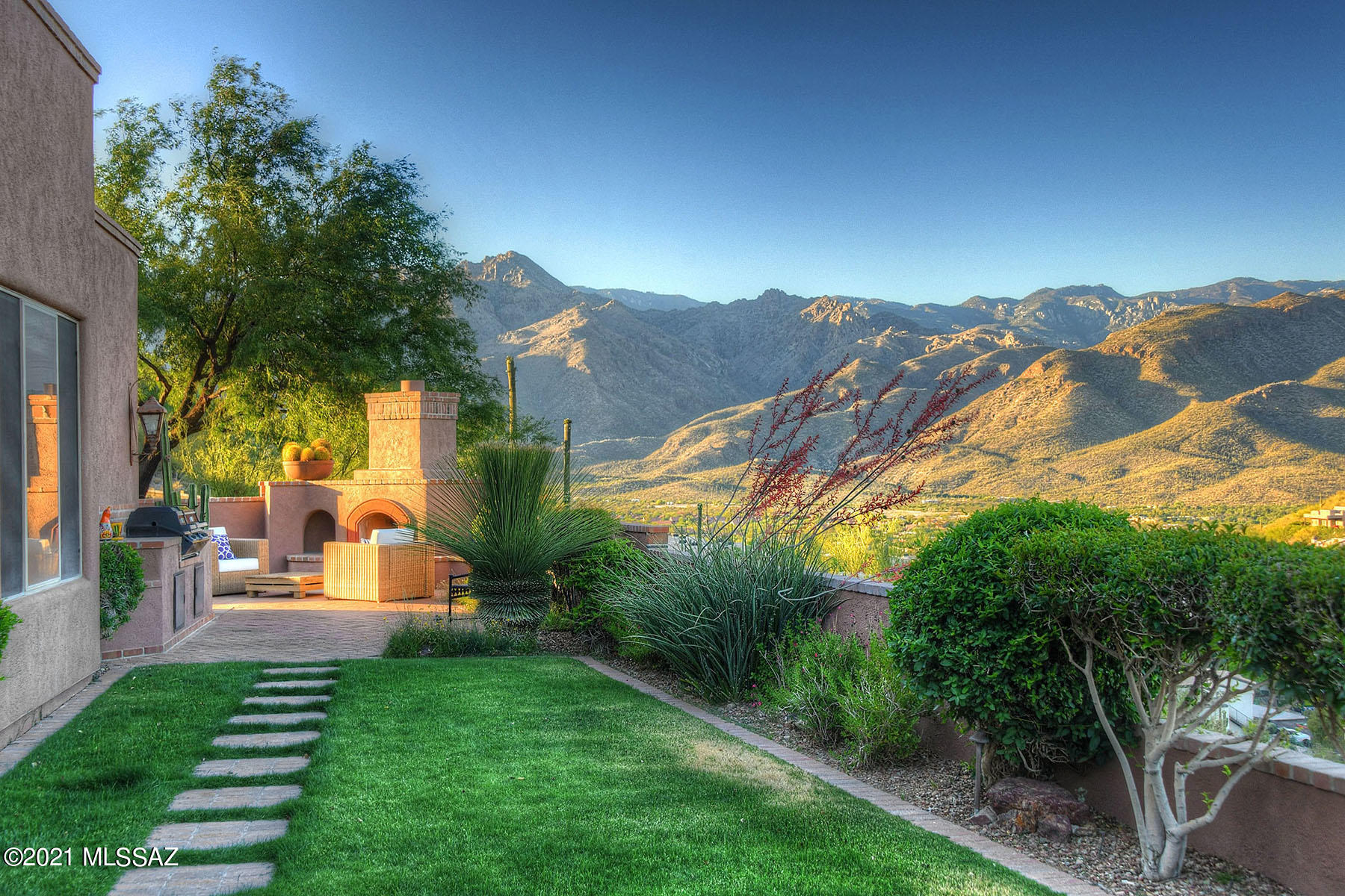 Sabino Mountain (1-290) - Residential