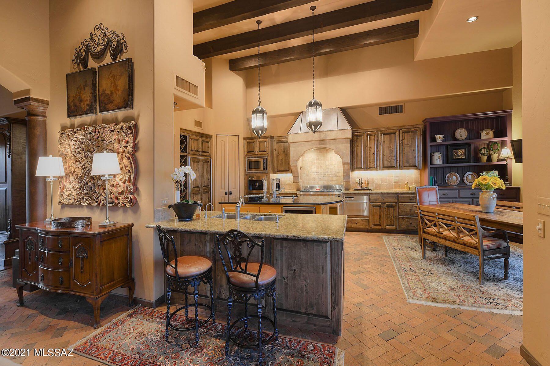 Sabino Mountain (1-290) - Residential