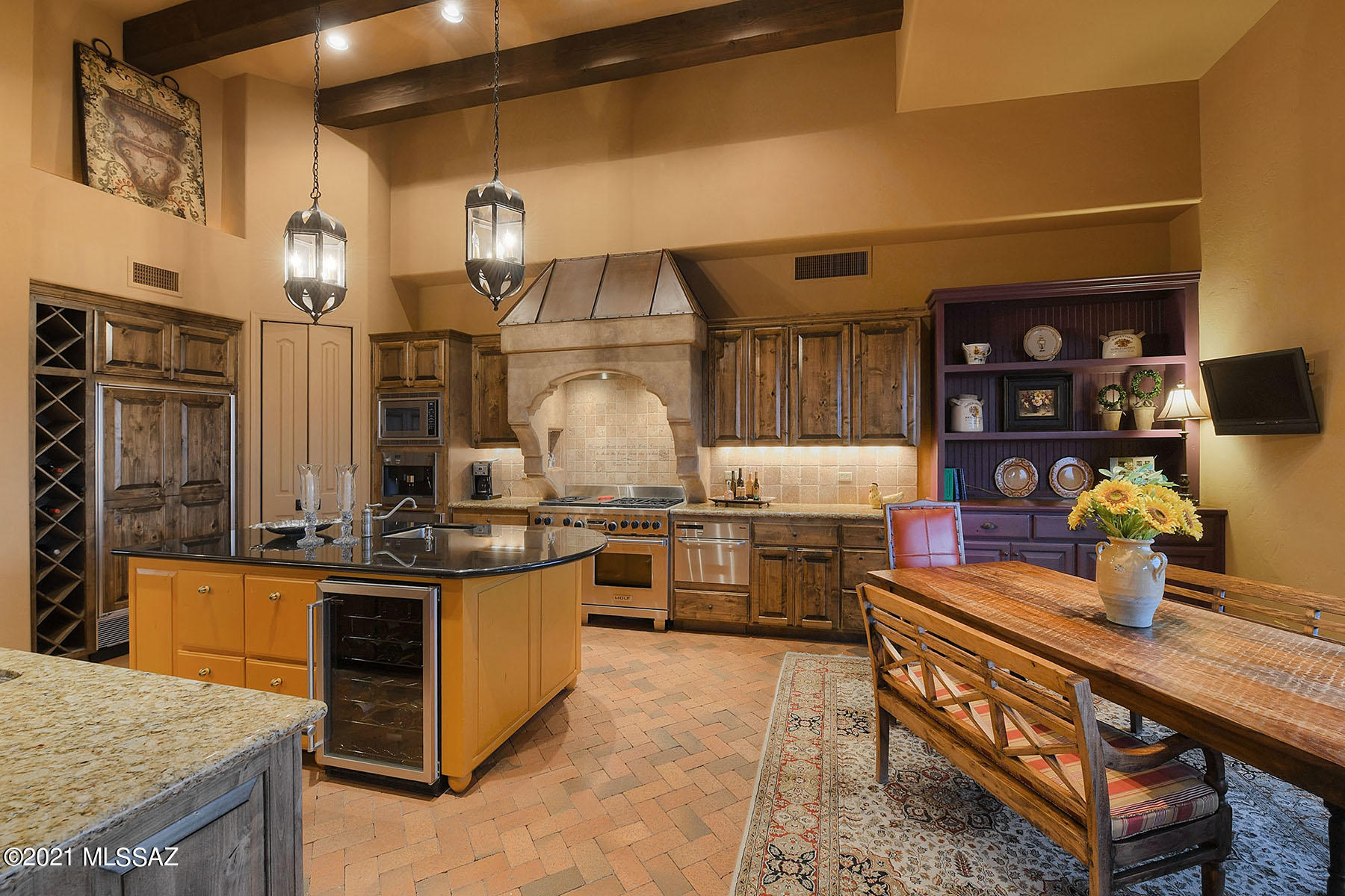 Sabino Mountain (1-290) - Residential