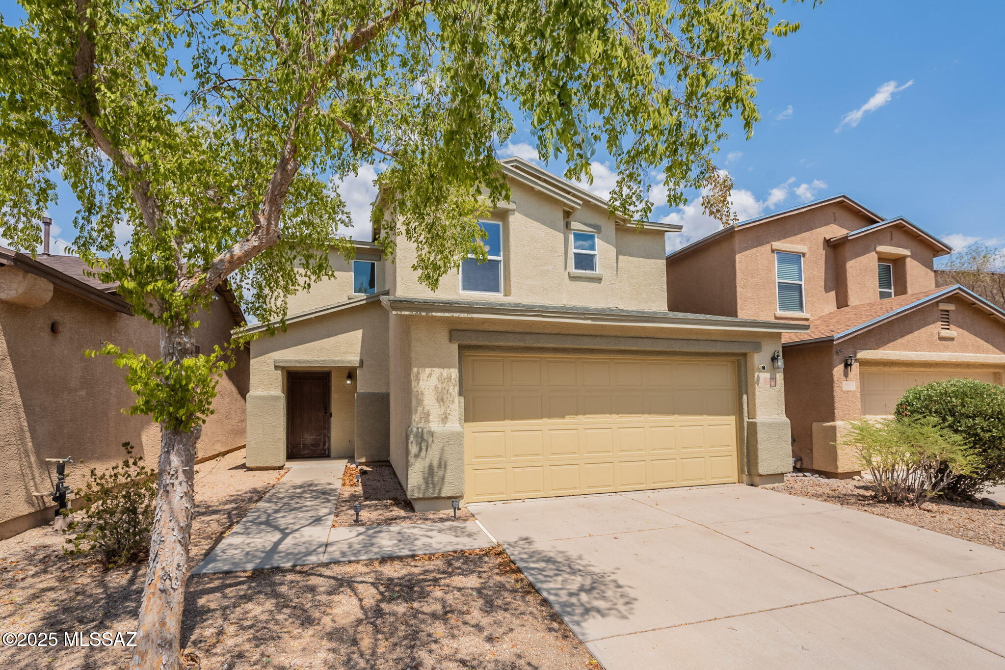 8432 N Placita De Los Laureles