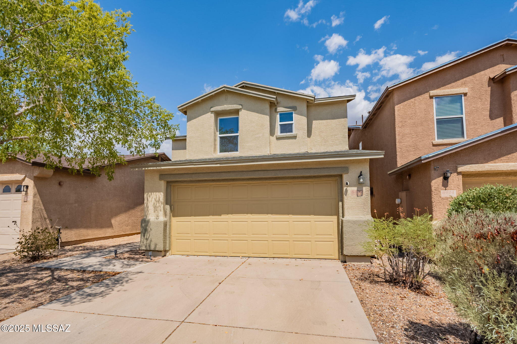 8432 N Placita De Los Laureles