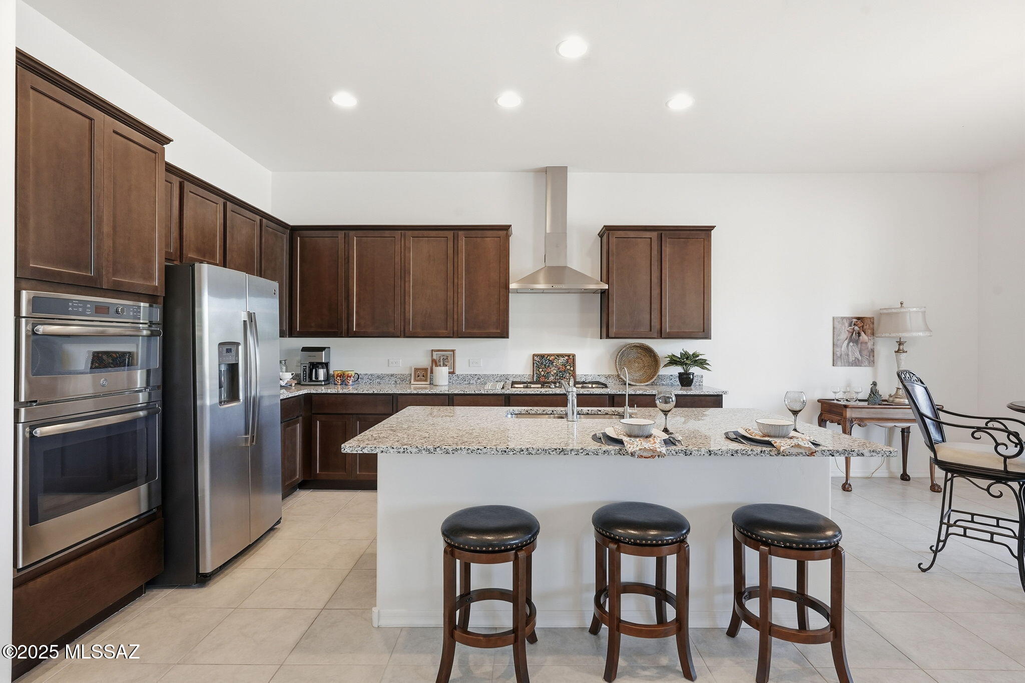 7054 W Foothills Acacia Place