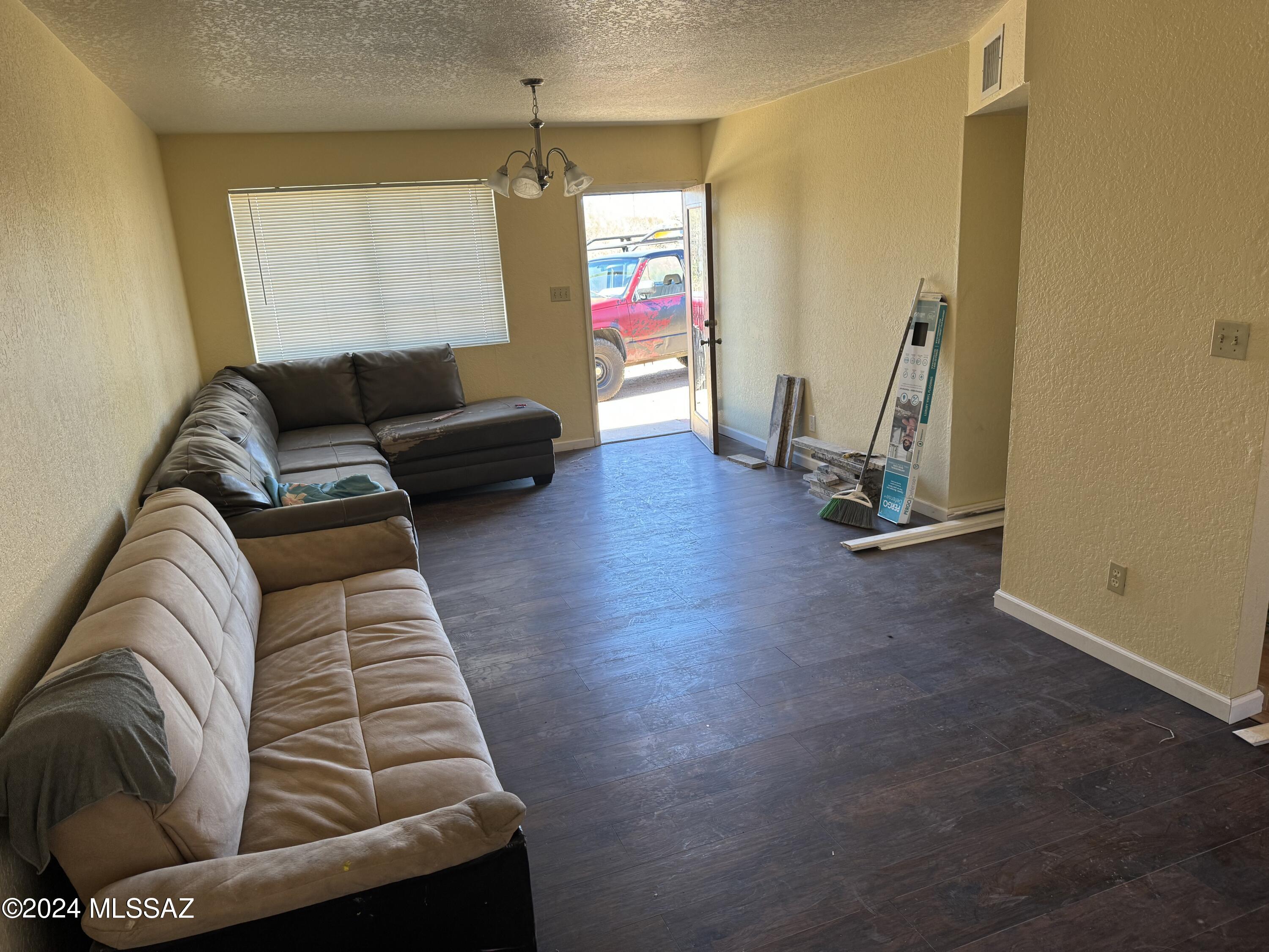 Rio Rico Villas 13 - Residential