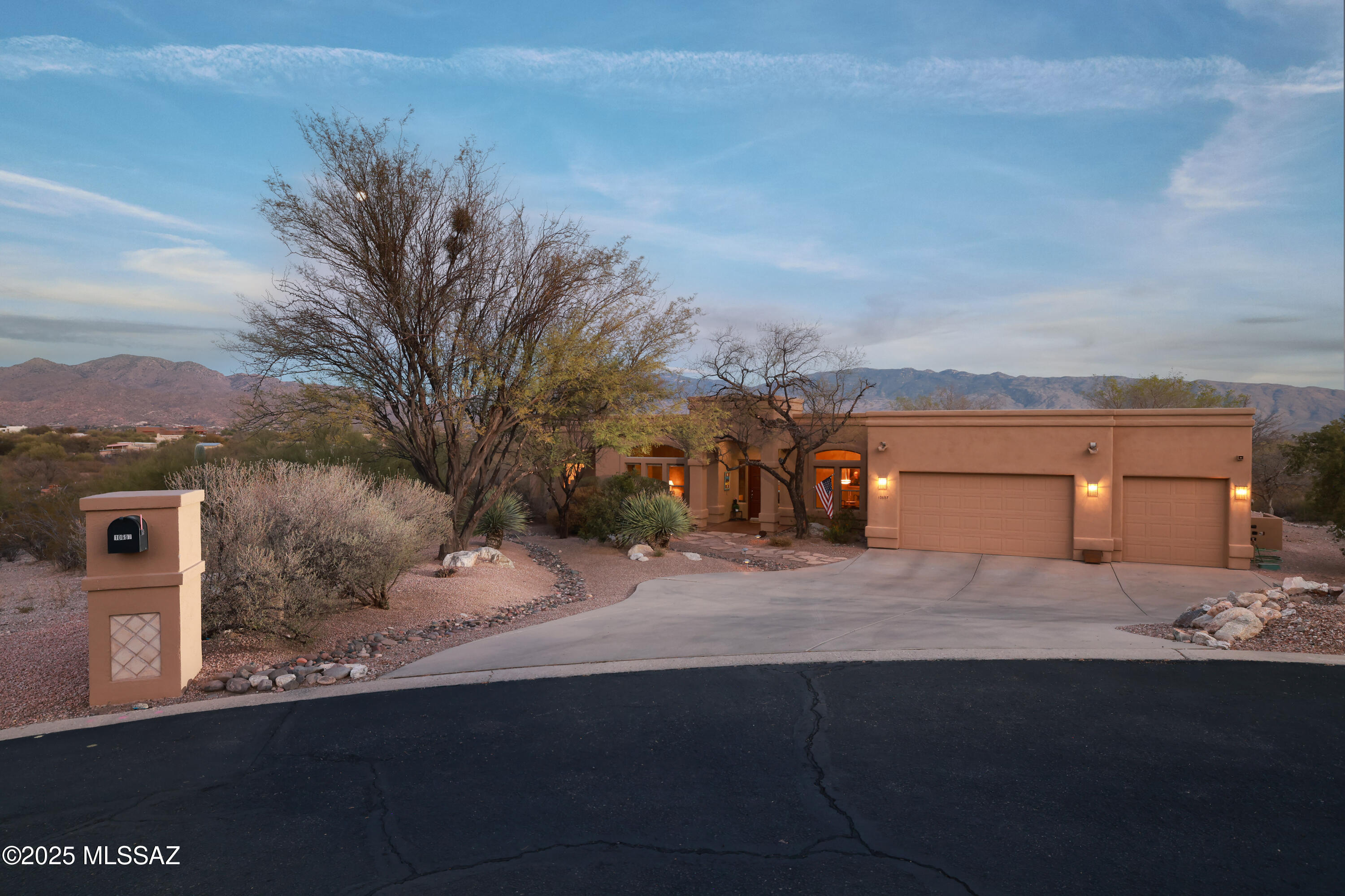 10697 E Sonoran Vista Trail