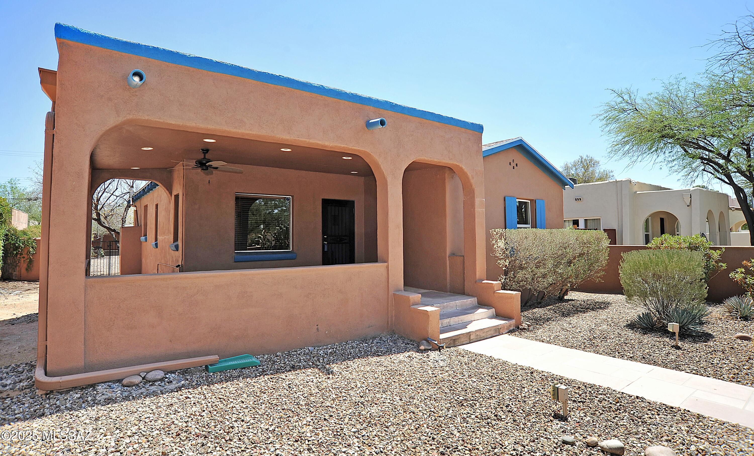 2422 E Drachman Street