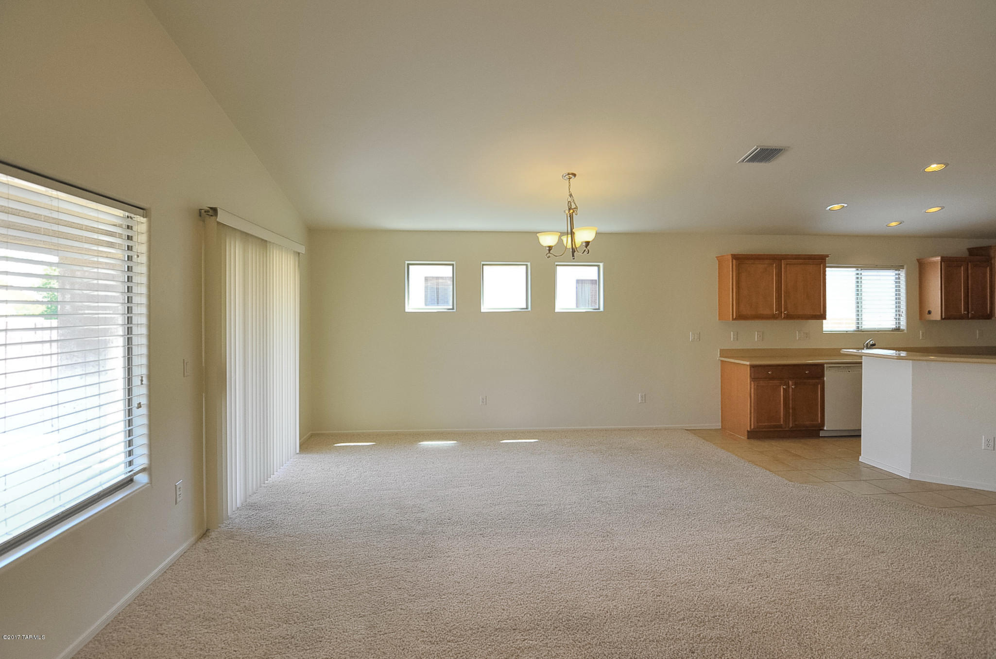 Valencia Reserve (1-326) - Residential Lease