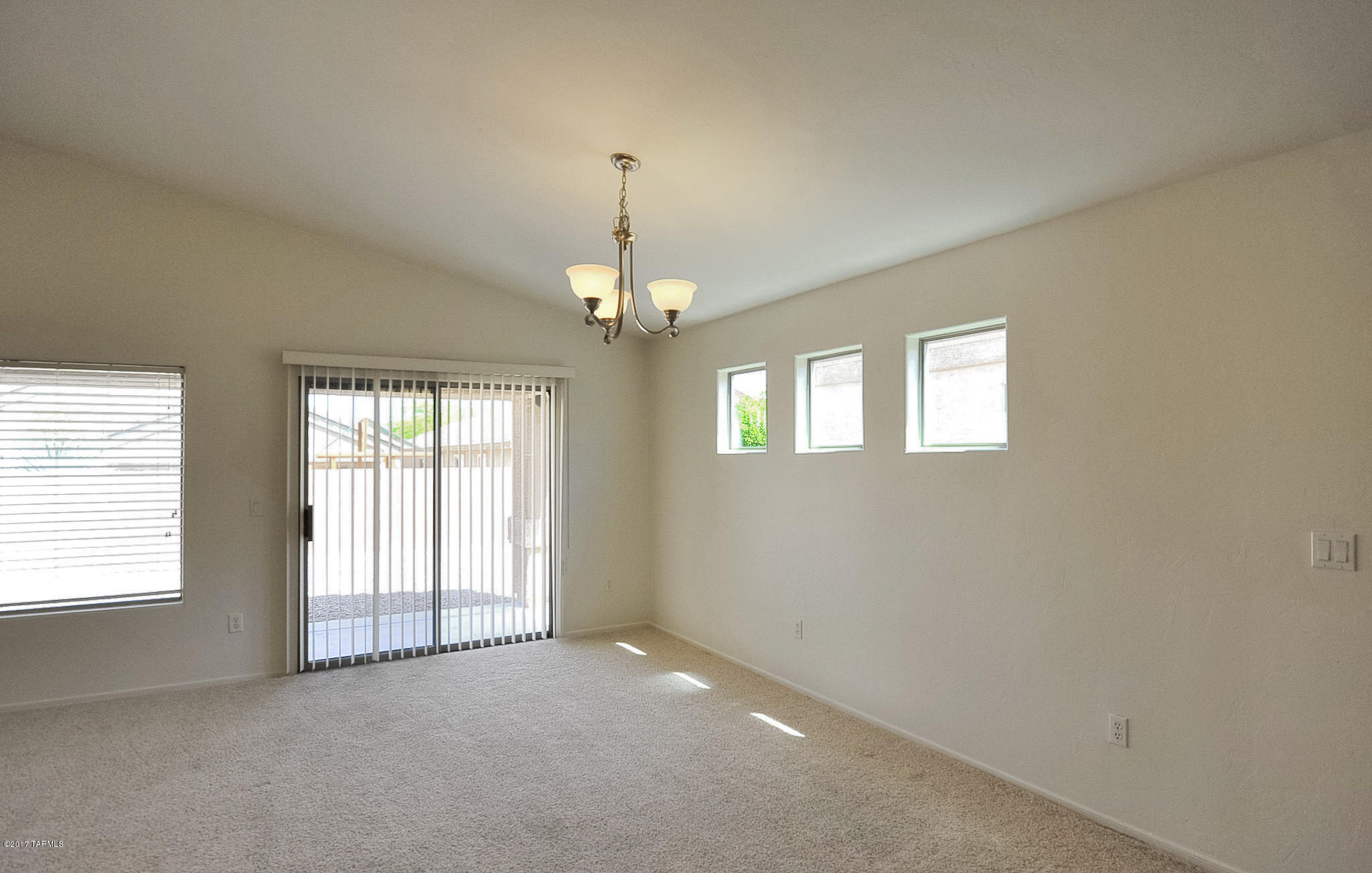Valencia Reserve (1-326) - Residential Lease