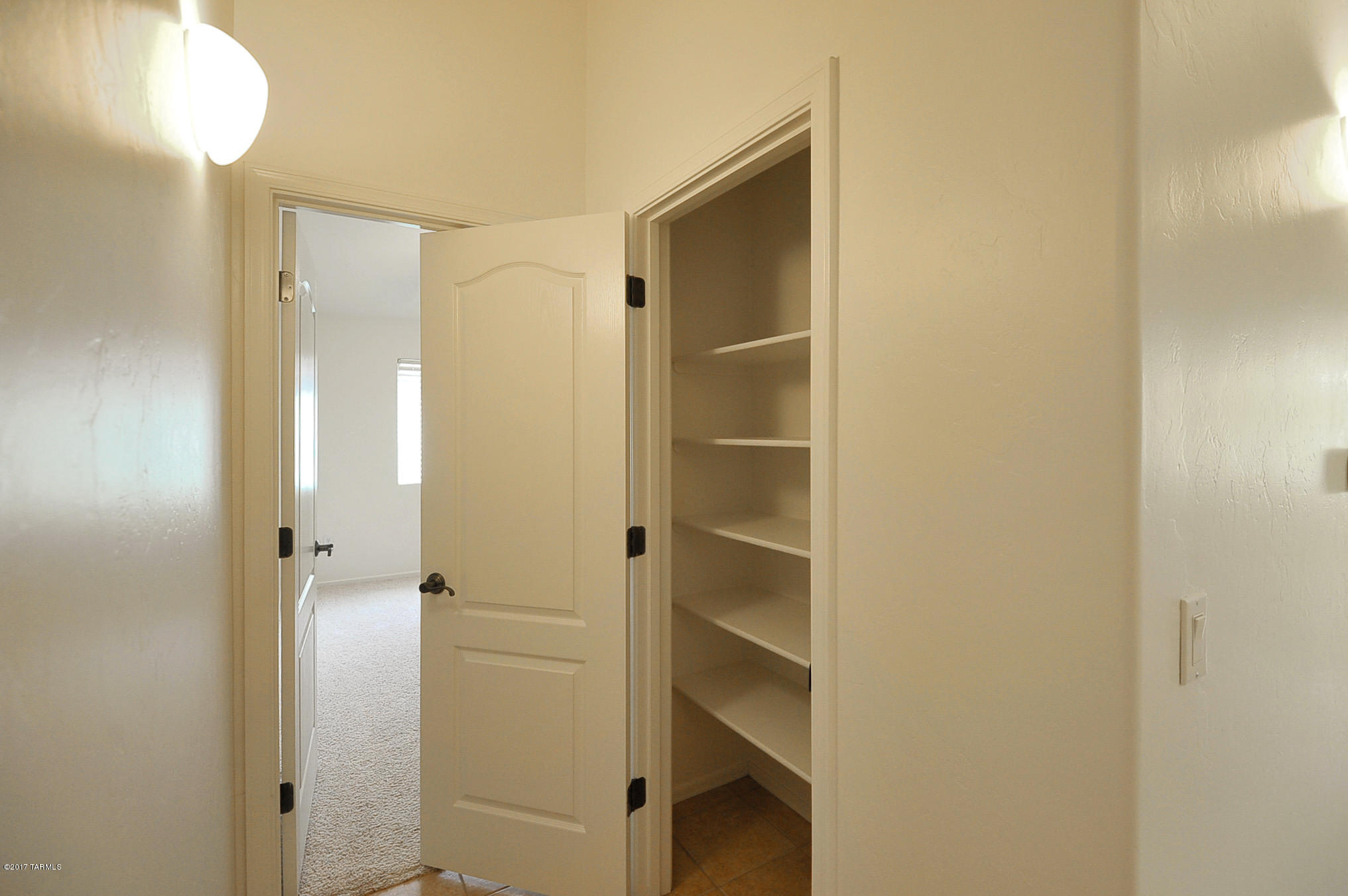 Valencia Reserve (1-326) - Residential Lease